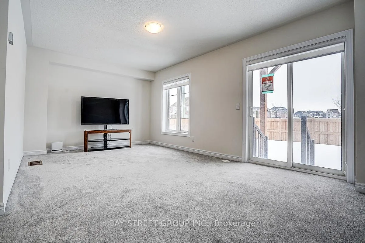 Photo 44 of 19 Morrison Crescent, Whitby, Rural Whitby — HOMEH