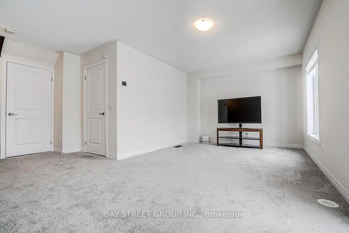 Photo 45 of 19 Morrison Crescent, Whitby, Rural Whitby — HOMEH