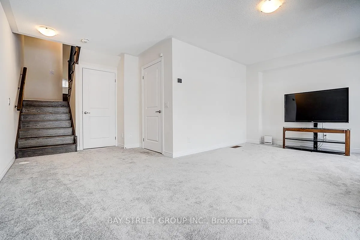 Photo 46 of 19 Morrison Crescent, Whitby, Rural Whitby — HOMEH