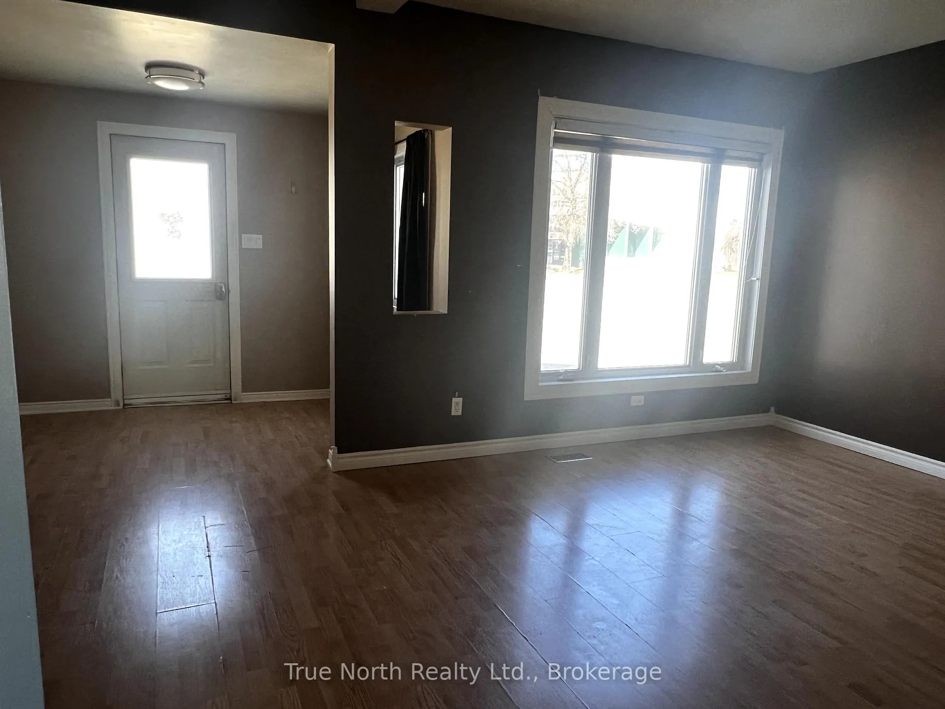 Photo 8 of 20 Kolb Avenue, Kapuskasing — HOMEH