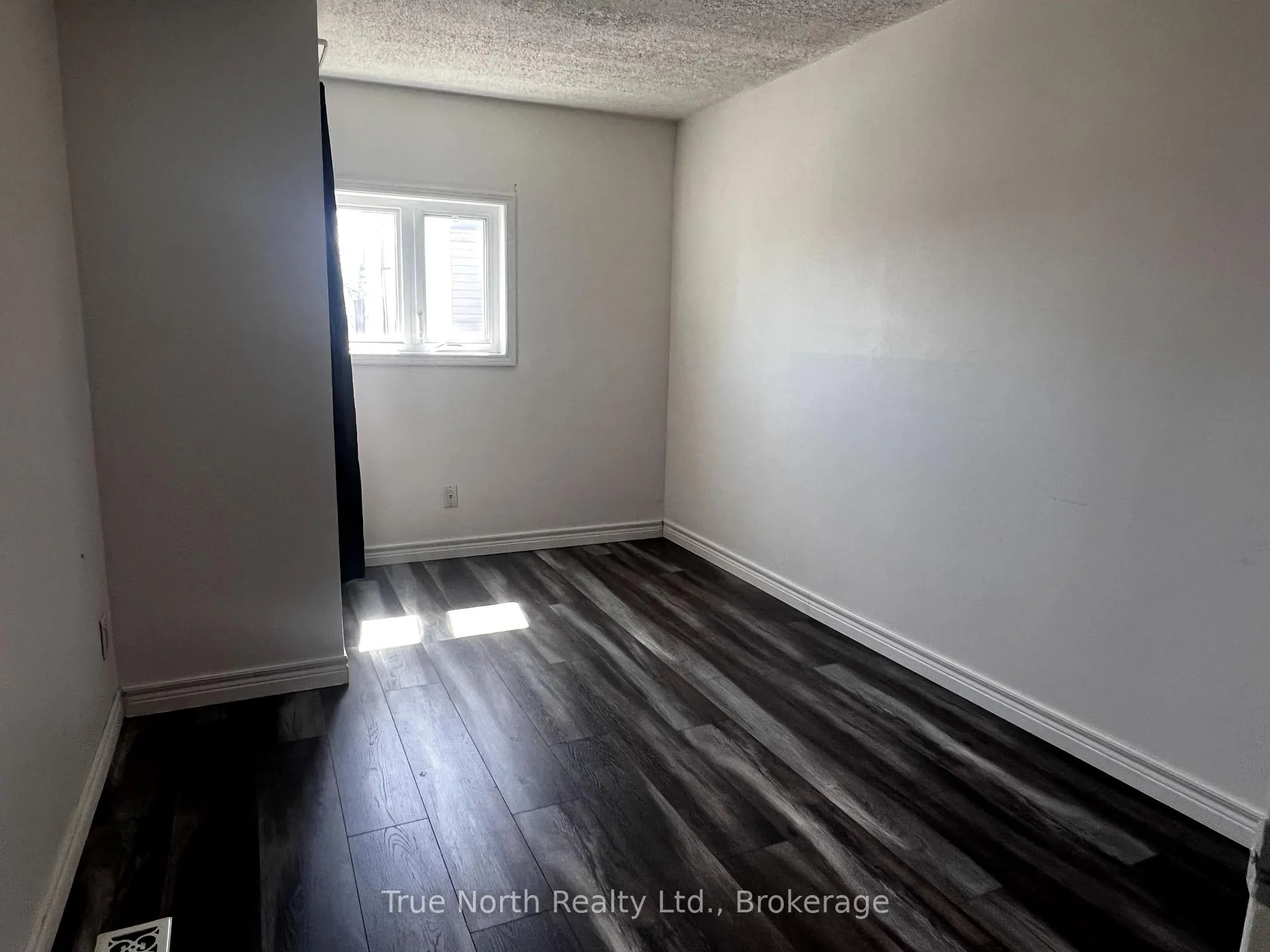 Photo 15 of 20 Kolb Avenue, Kapuskasing — HOMEH