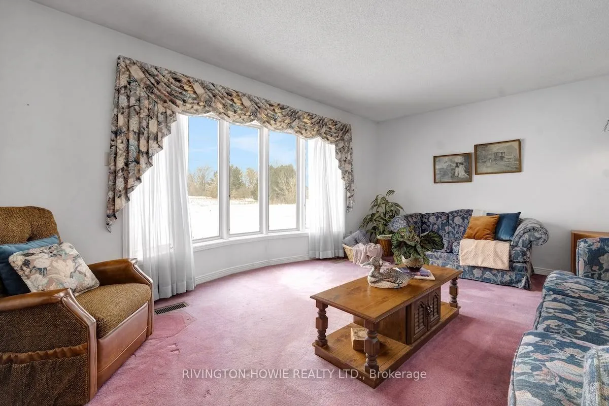Photo 4 of 594 Old Coach Road, Ottawa, Huntley Ward (North East) — HOMEH