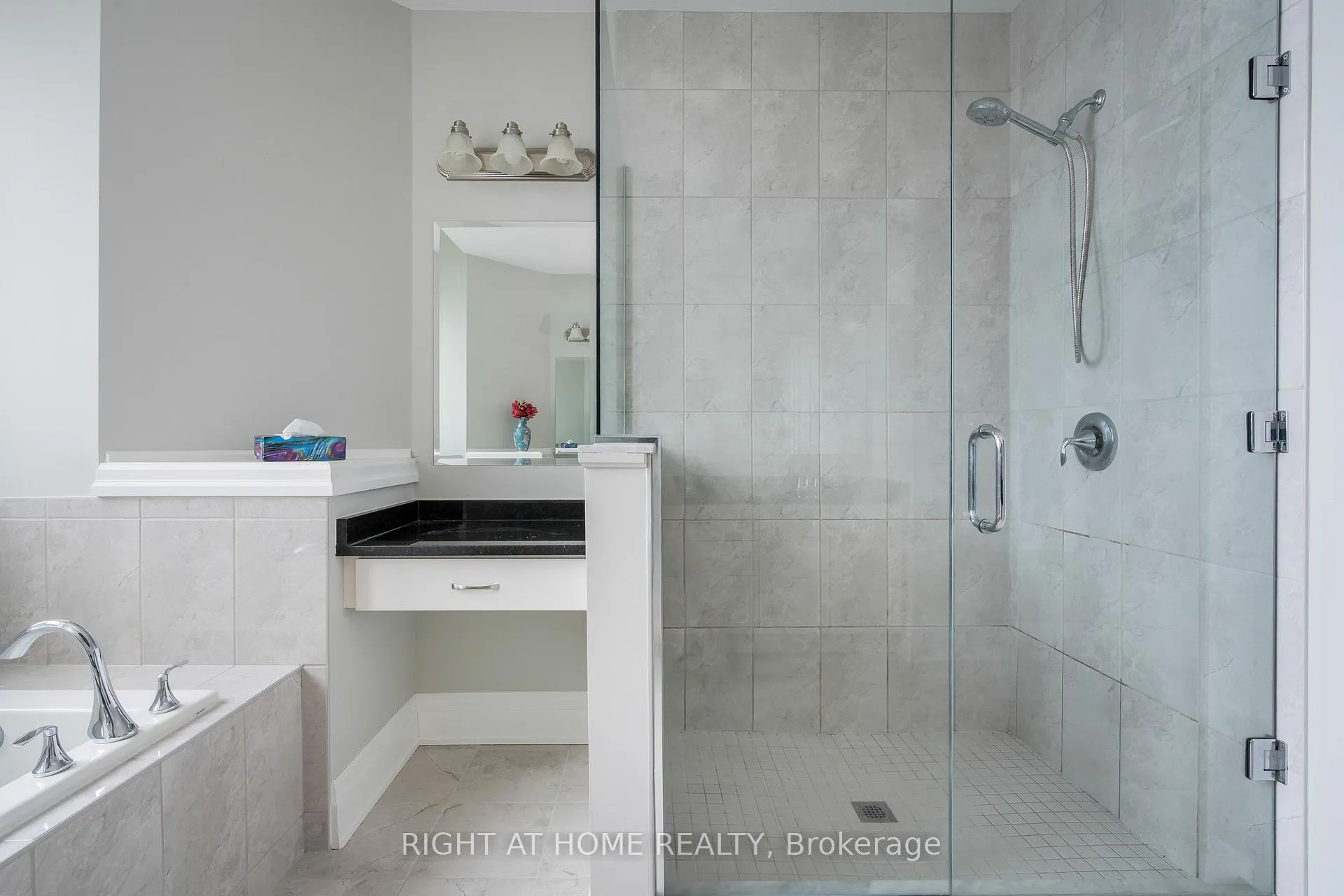 Photo 22 of 124 West Ridge Drive, Blue Mountains — HOMEH