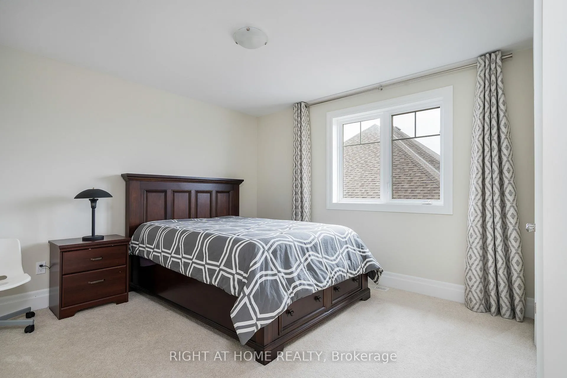 Photo 24 of 124 West Ridge Drive, Blue Mountains — HOMEH