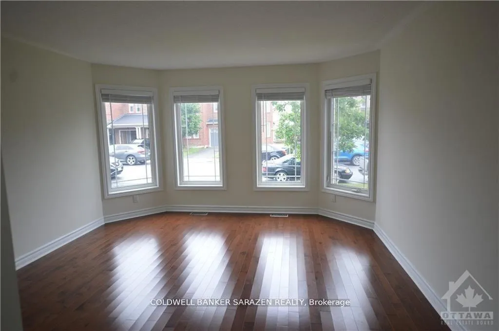Photo 3 of 252 Moss Grove Street, Ottawa, Barrhaven - Strandherd — HOMEH