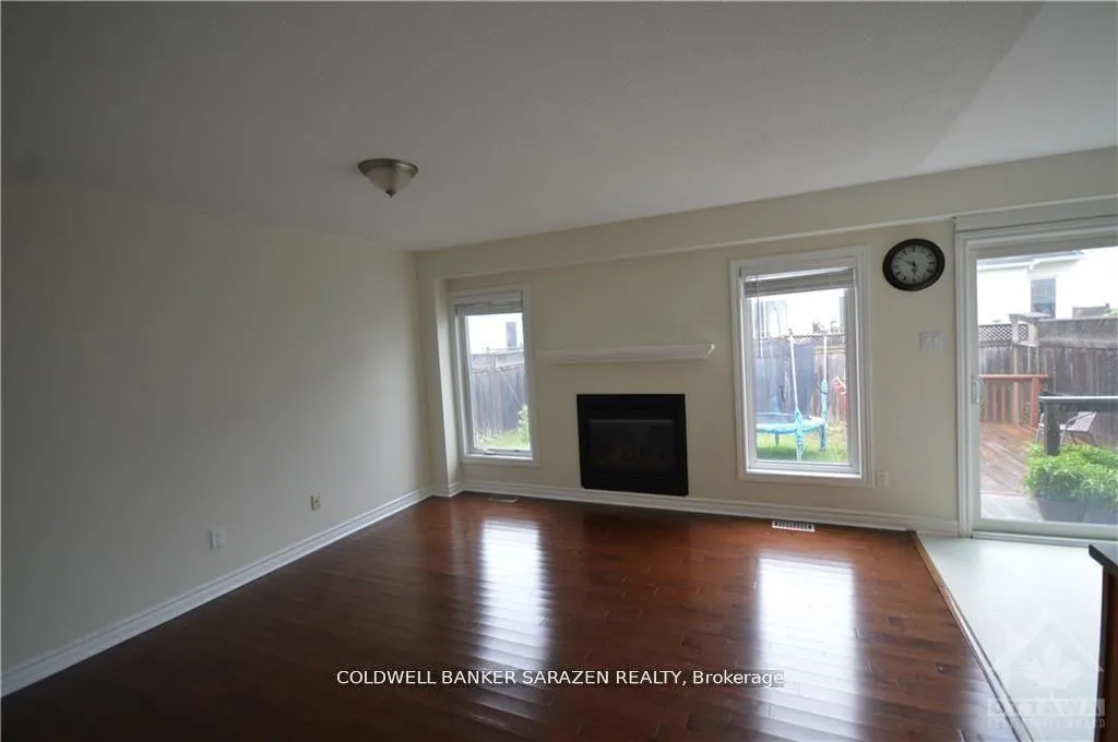 Photo 4 of 252 Moss Grove Street, Ottawa, Barrhaven - Strandherd — HOMEH