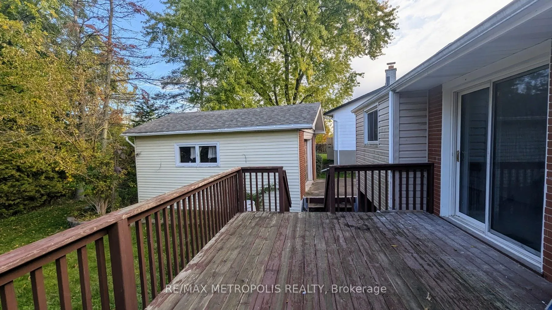 Photo 7 of 83 Longwood Drive, Waterloo, Lakeshore Village — HOMEH