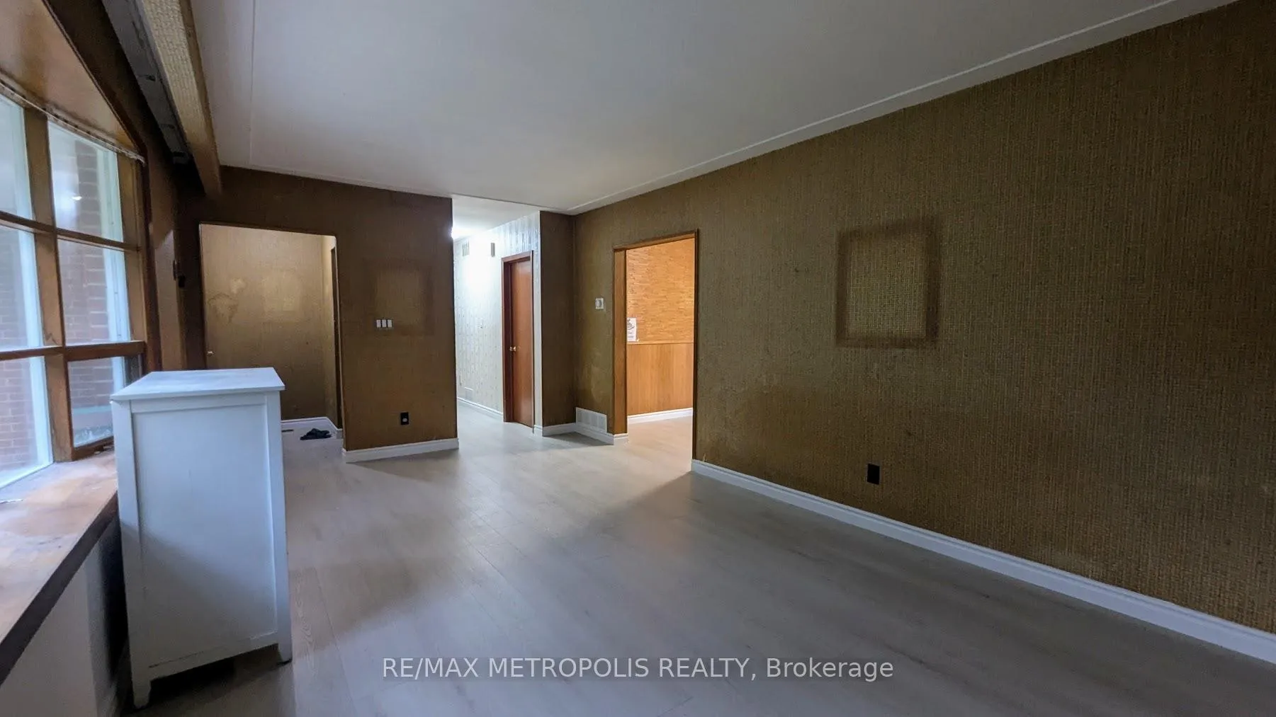 Photo 28 of 83 Longwood Drive, Waterloo, Lakeshore Village — HOMEH