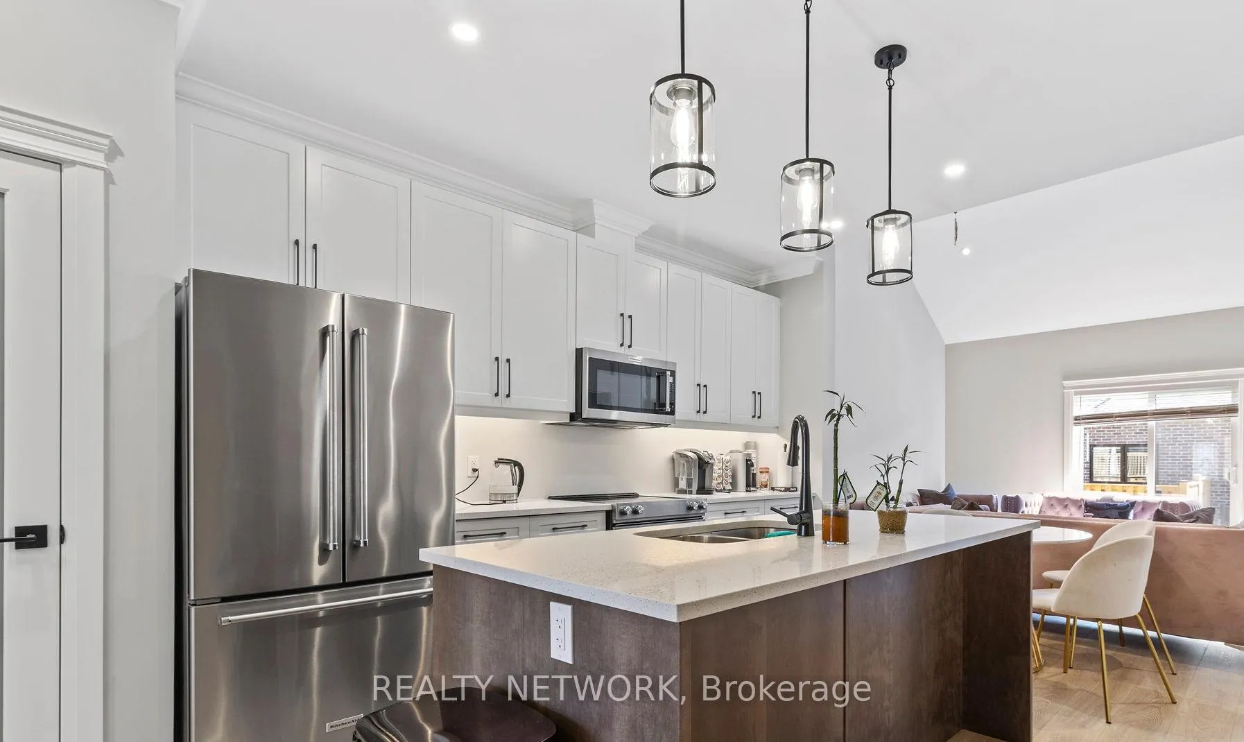 Photo 5 of 24 Tamarack Way, Norfolk, Simcoe — HOMEH