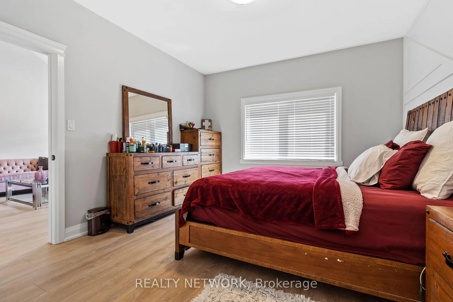 Photo 18 of 24 Tamarack Way, Norfolk, Simcoe — HOMEH