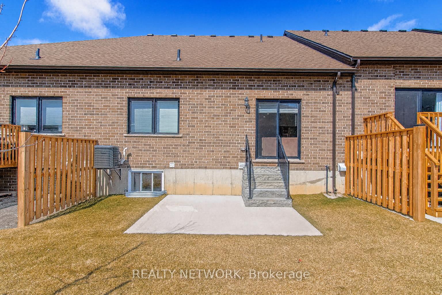 Photo 35 of 24 Tamarack Way, Norfolk, Simcoe — HOMEH