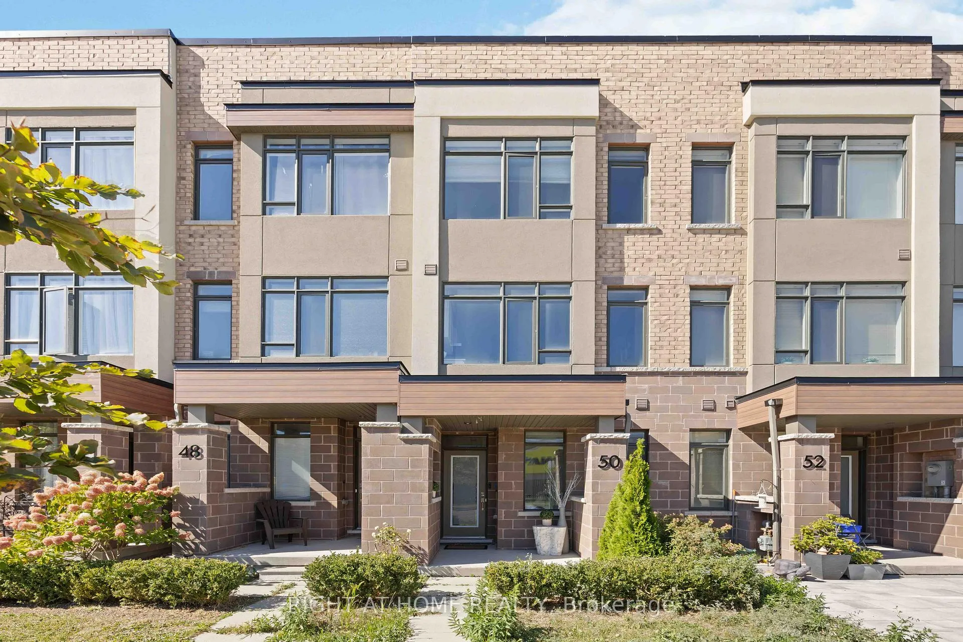 Photo 1 of 50 Troon Avenue, Vaughan, Rural Vaughan — HOMEH