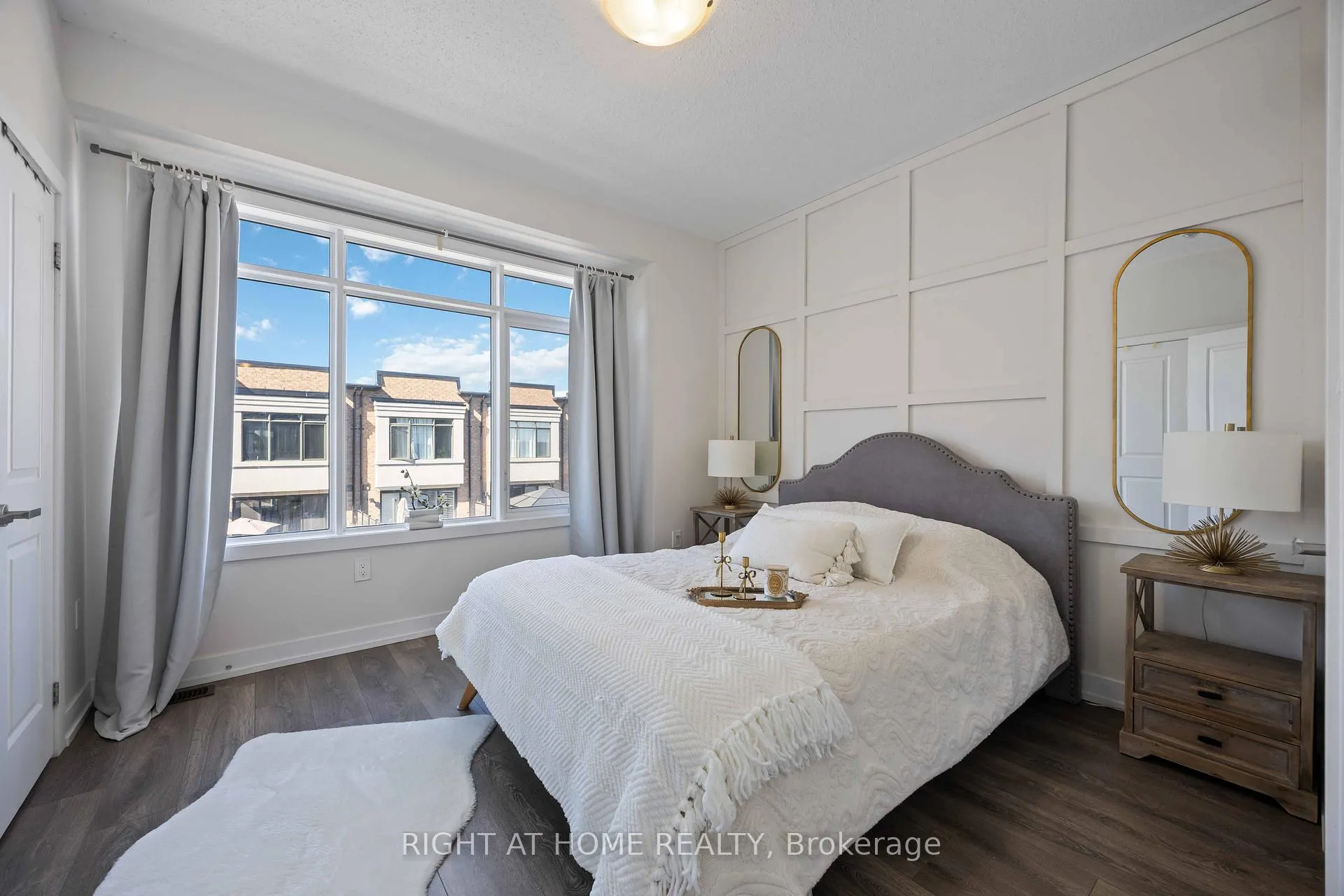 Photo 16 of 50 Troon Avenue, Vaughan, Rural Vaughan — HOMEH