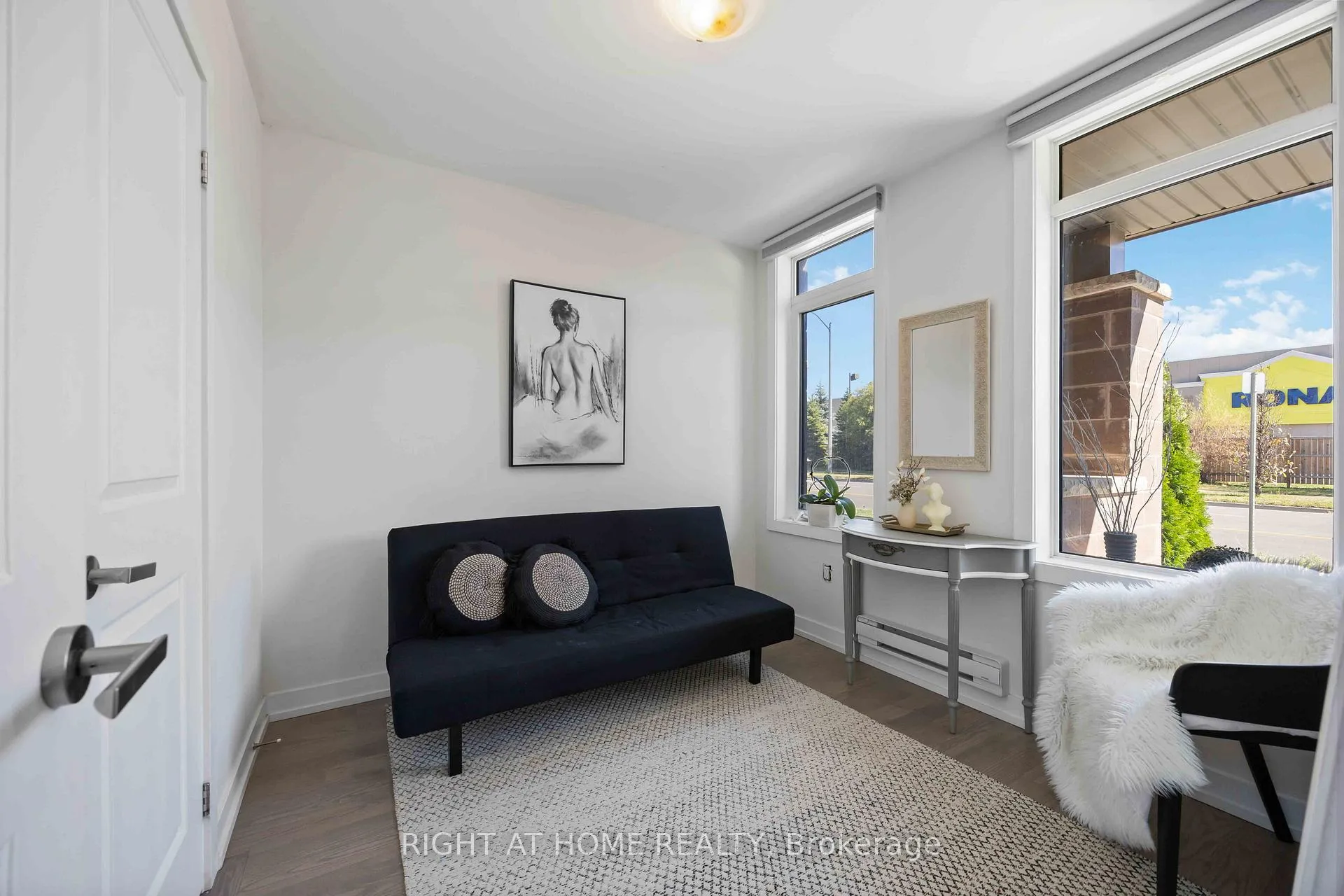 Photo 22 of 50 Troon Avenue, Vaughan, Rural Vaughan — HOMEH