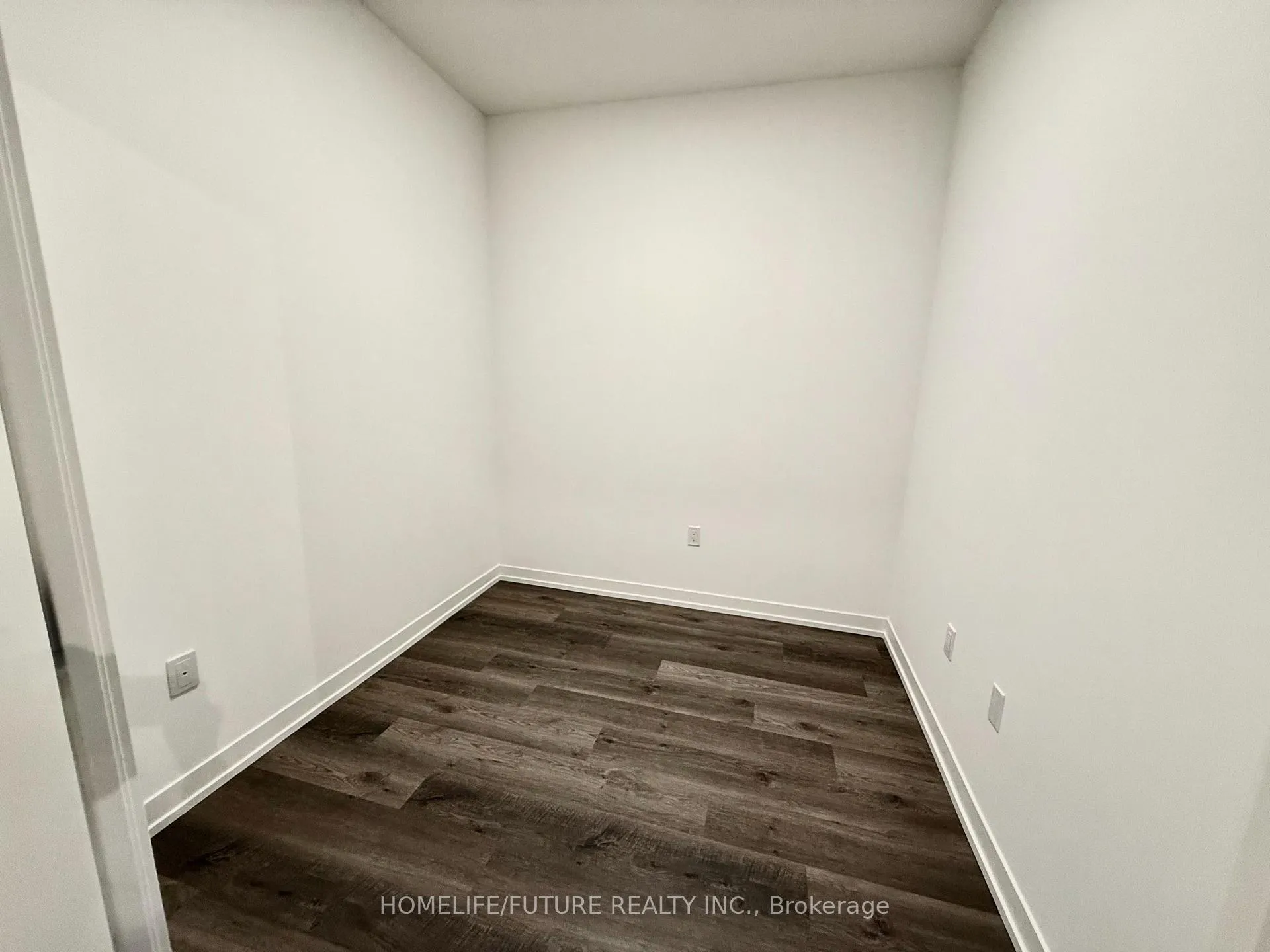 Photo 6 of Unit 5708, 8 Interchange Way, Vaughan, Vaughan Corporate Centre — HOMEH
