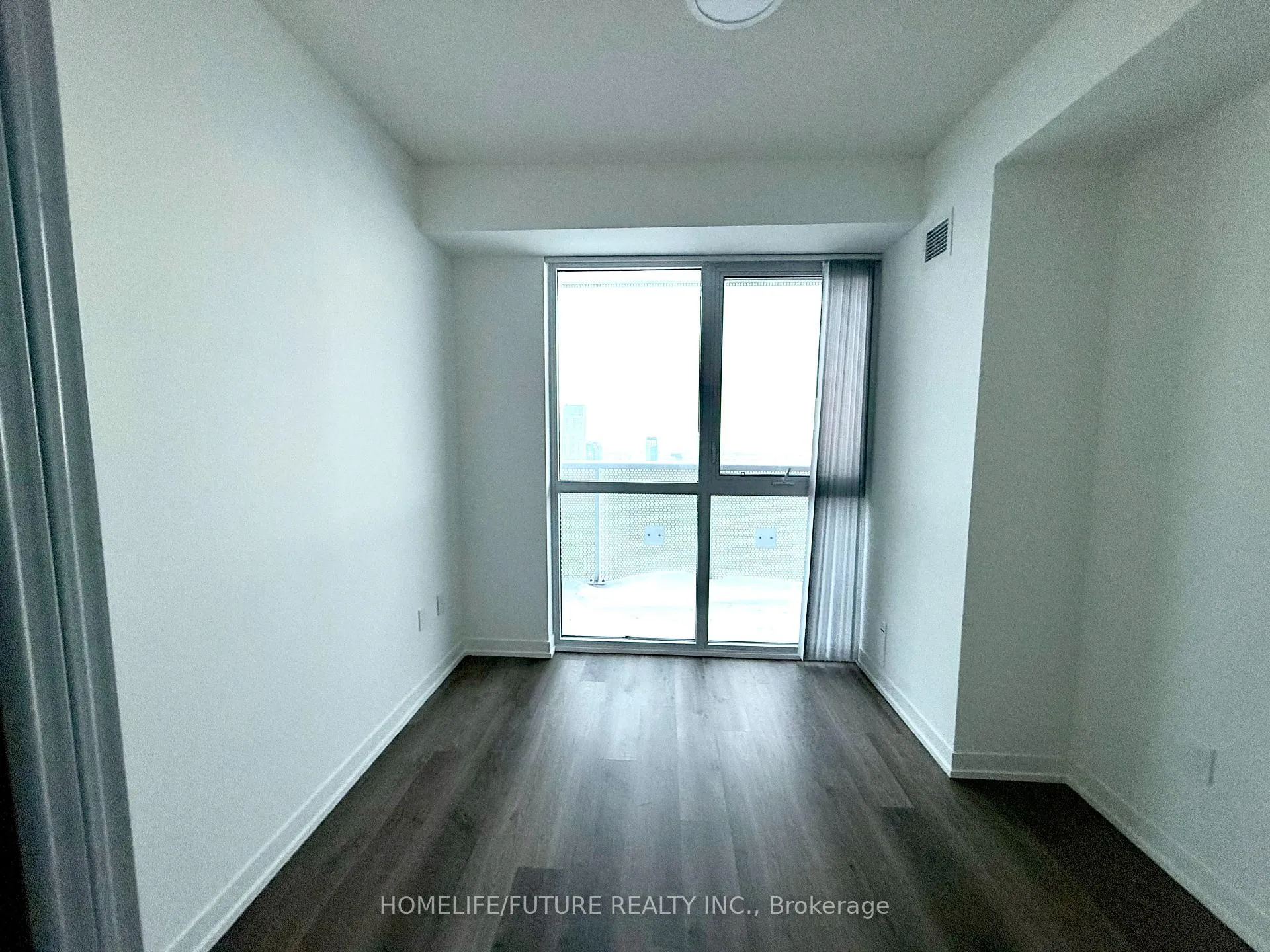 Photo 11 of Unit 5708, 8 Interchange Way, Vaughan, Vaughan Corporate Centre — HOMEH