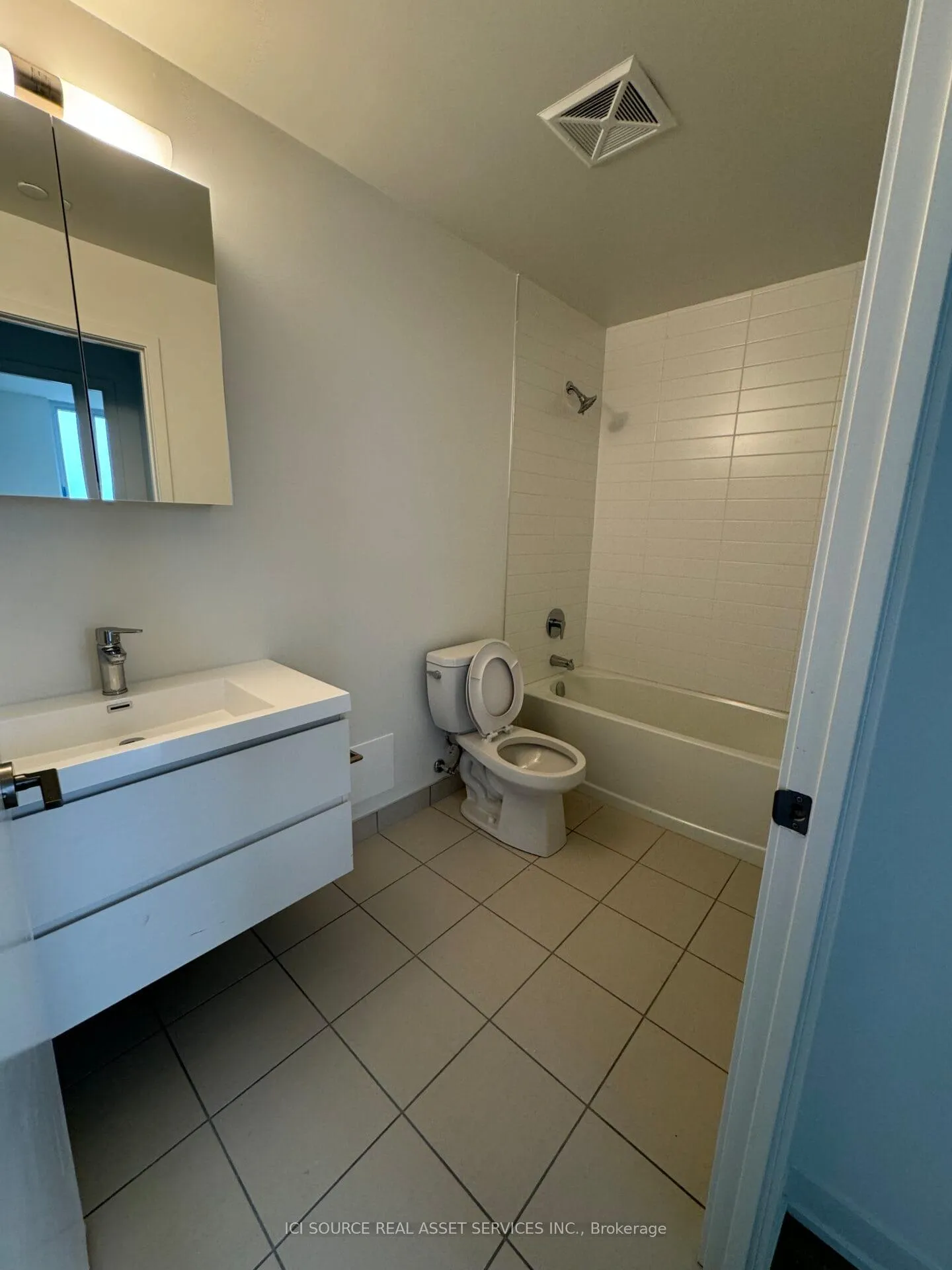 Photo 8 of Unit 1714, 292 Verdale Crossing, Markham, Unionville — HOMEH
