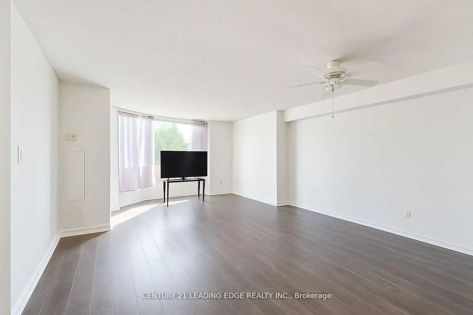 Photo 4 of Unit 112, 236 Albion Road, Etobicoke, Elms-Old Rexdale — HOMEH