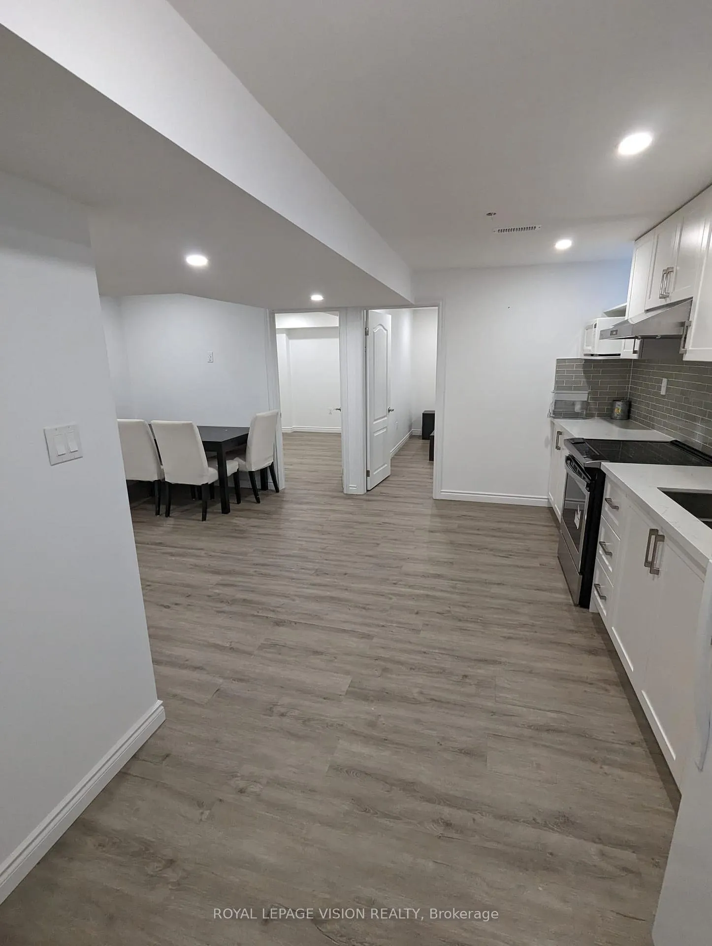 Photo 18 of 34-basement Liam Lane, Markham, Cedarwood — HOMEH