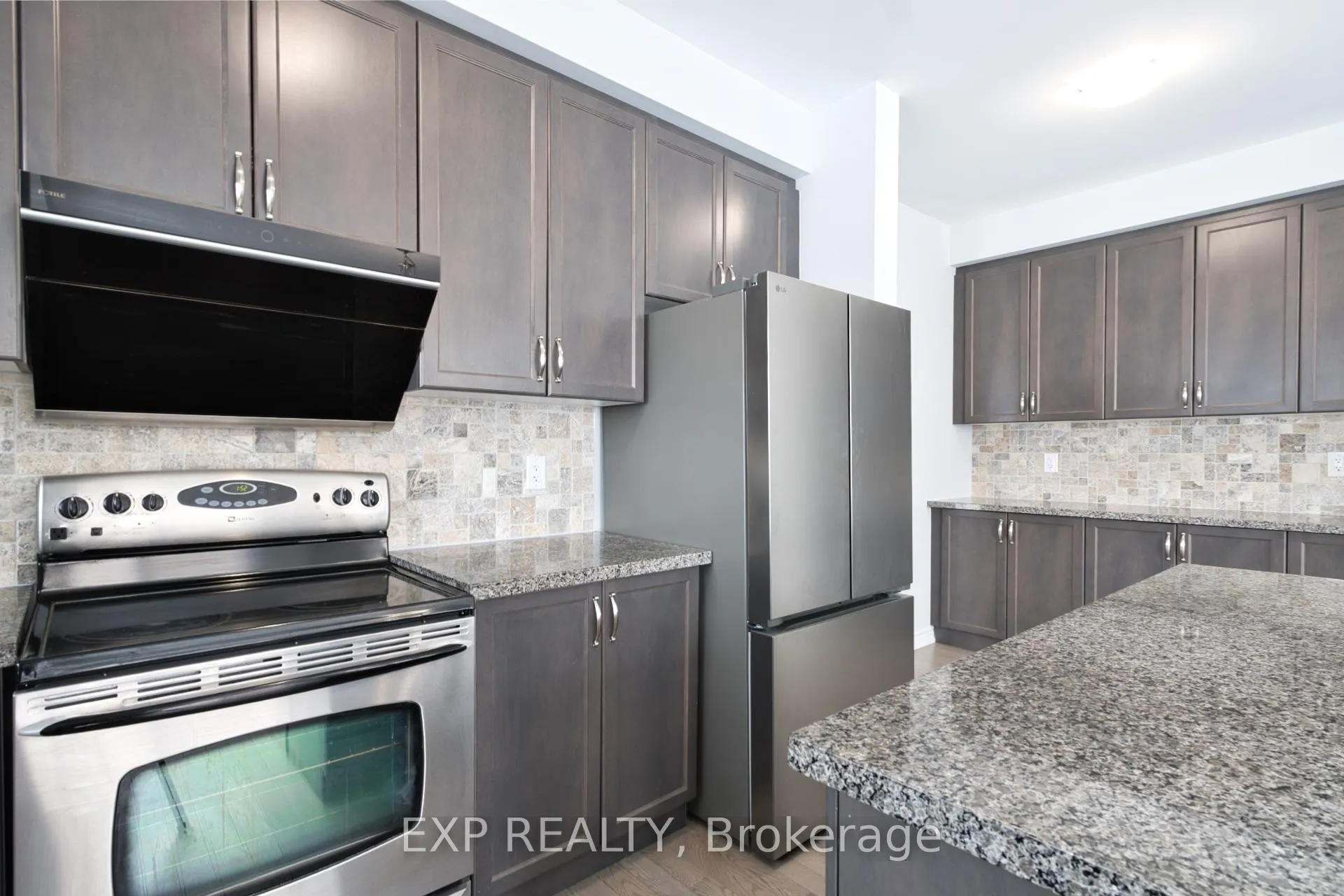 Photo 13 of 64 Guardhouse Crescent, Markham, Angus Glen — HOMEH