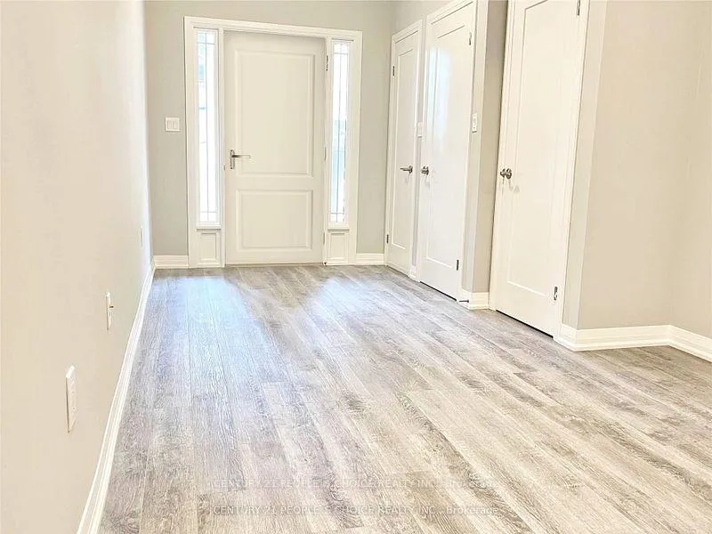 Photo 5 of 21 Aqua Lane, Hamilton, Rural Glanbrook — HOMEH