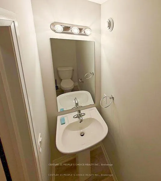 Photo 23 of 21 Aqua Lane, Hamilton, Rural Glanbrook — HOMEH