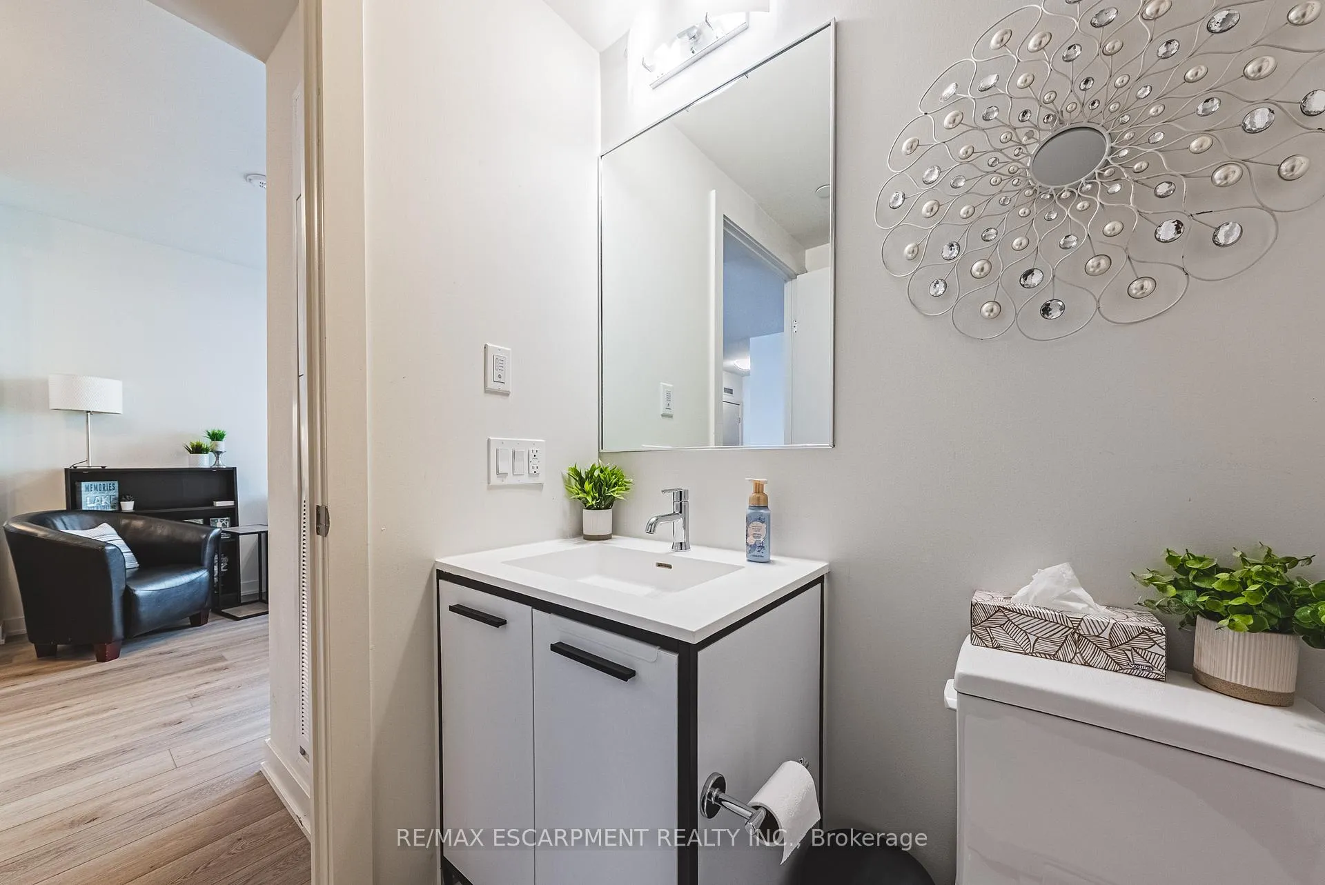 Photo 11 of Unit 1710, 385 Winston Road, Grimsby, Grimsby Beach — HOMEH