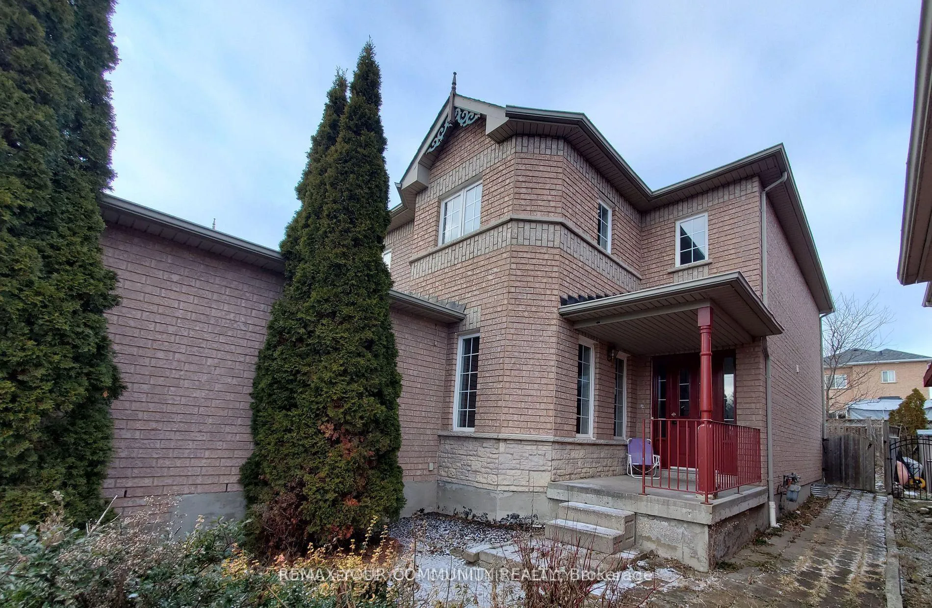 Photo 2 of 156 Loon Avenue, Barrie, Painswick South — HOMEH