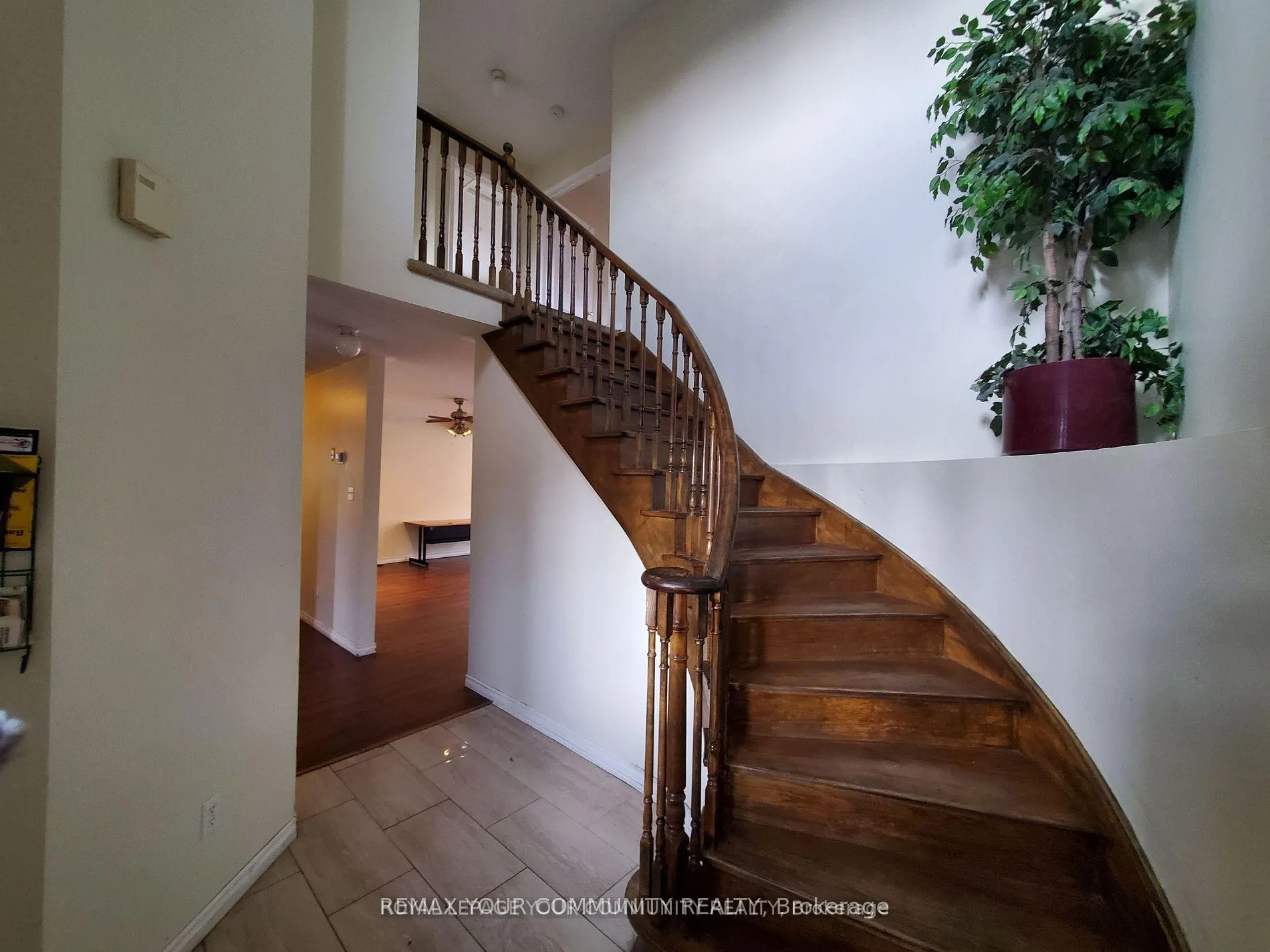 Photo 11 of 156 Loon Avenue, Barrie, Painswick South — HOMEH