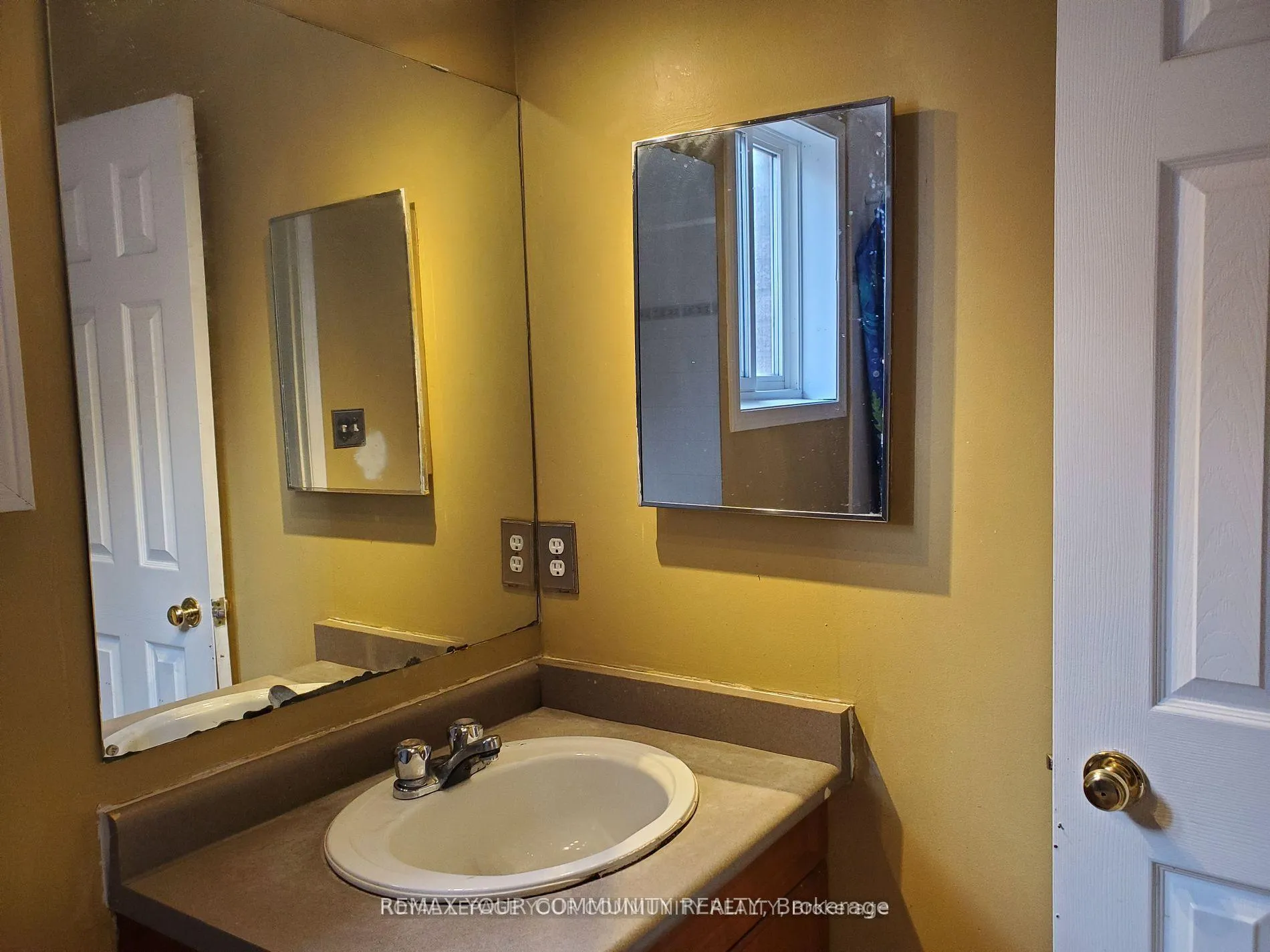 Photo 15 of 156 Loon Avenue, Barrie, Painswick South — HOMEH