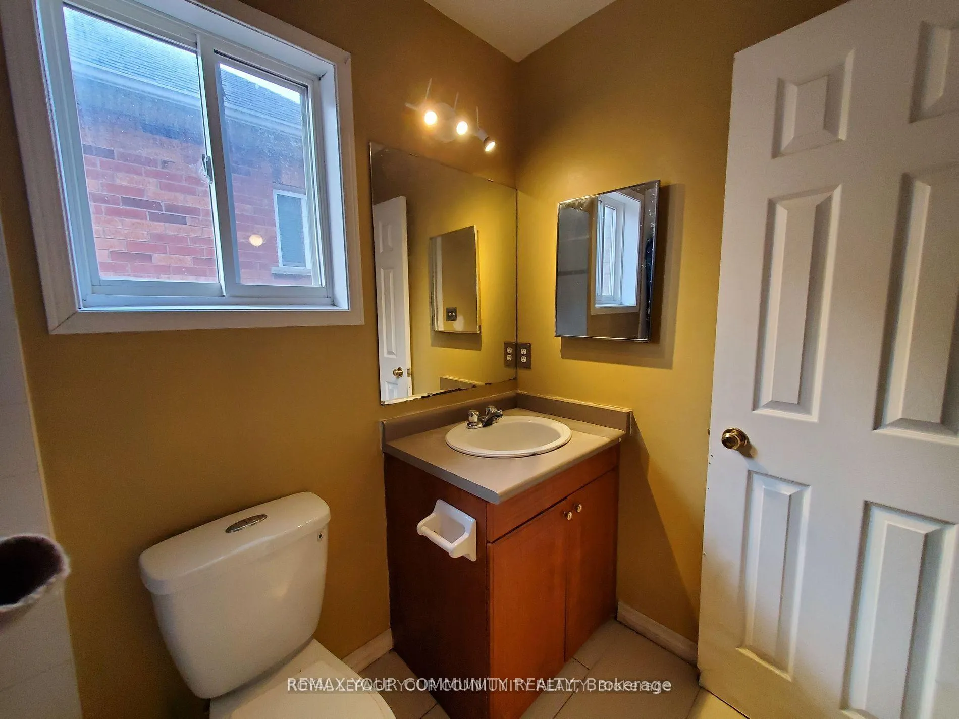 Photo 17 of 156 Loon Avenue, Barrie, Painswick South — HOMEH