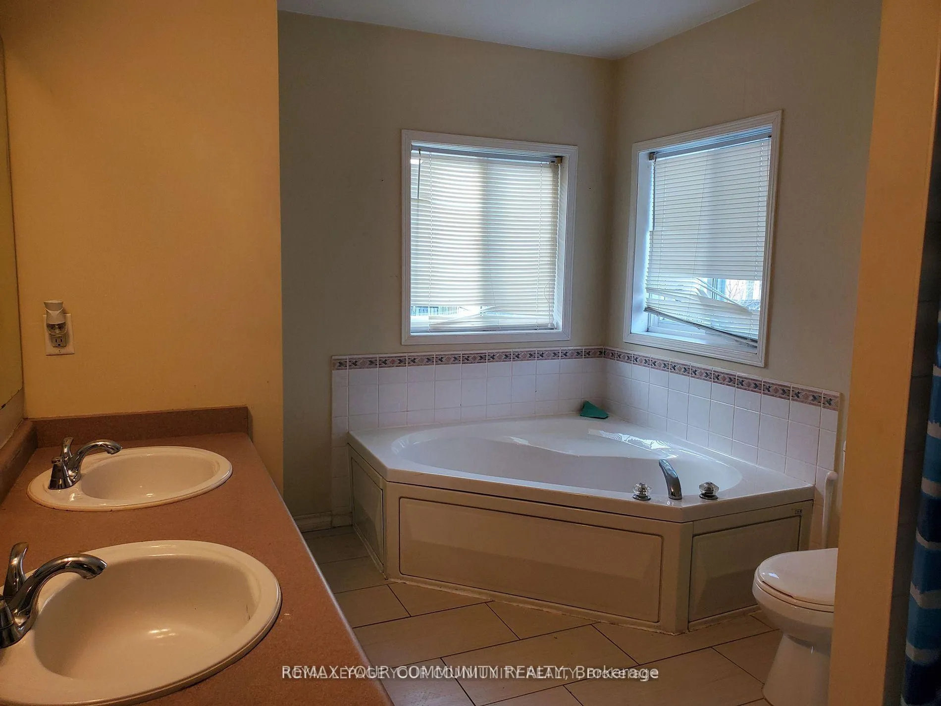 Photo 20 of 156 Loon Avenue, Barrie, Painswick South — HOMEH