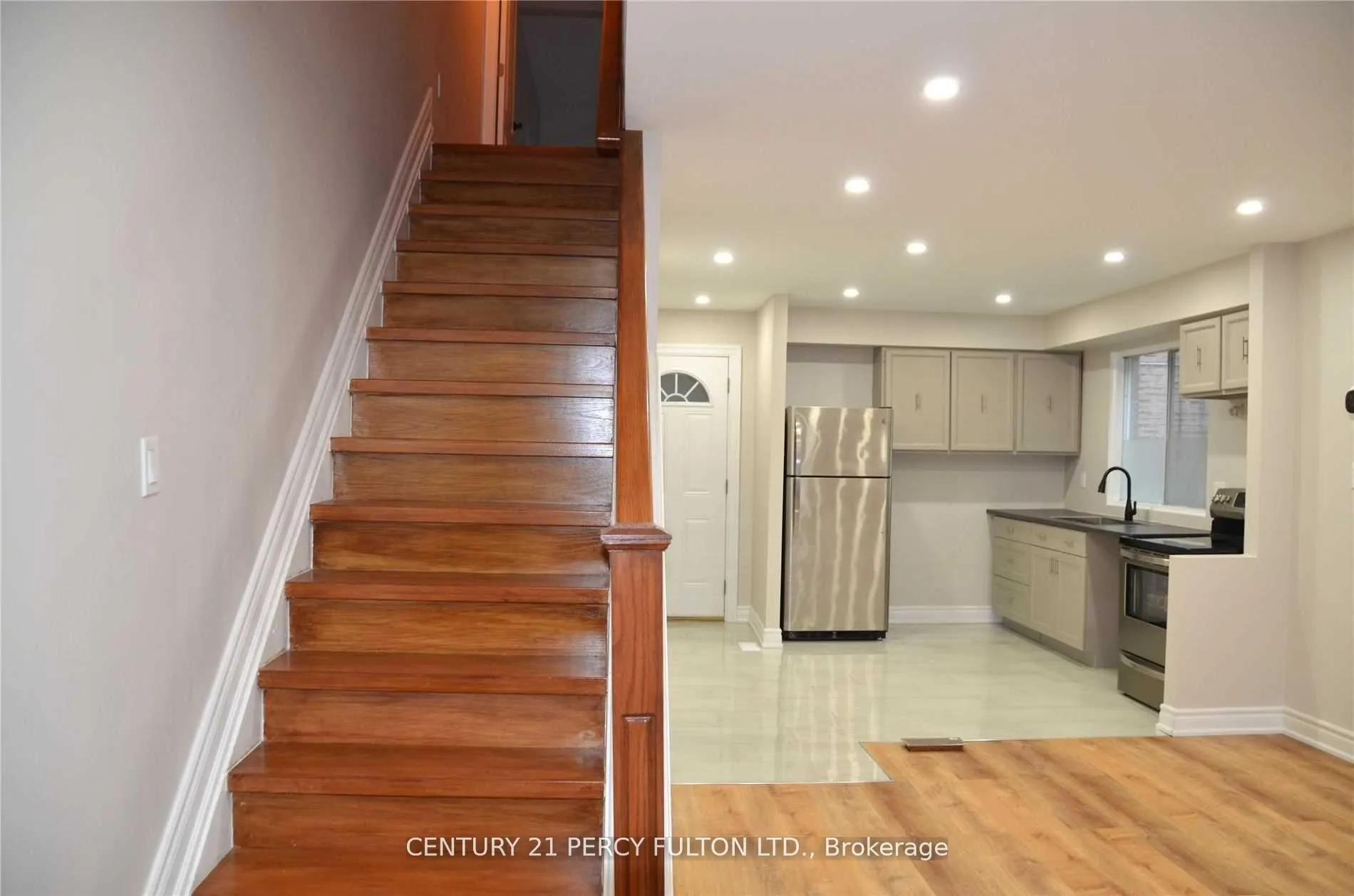 Photo 6 of 26 Lady Fern Way, Markham, Legacy — HOMEH