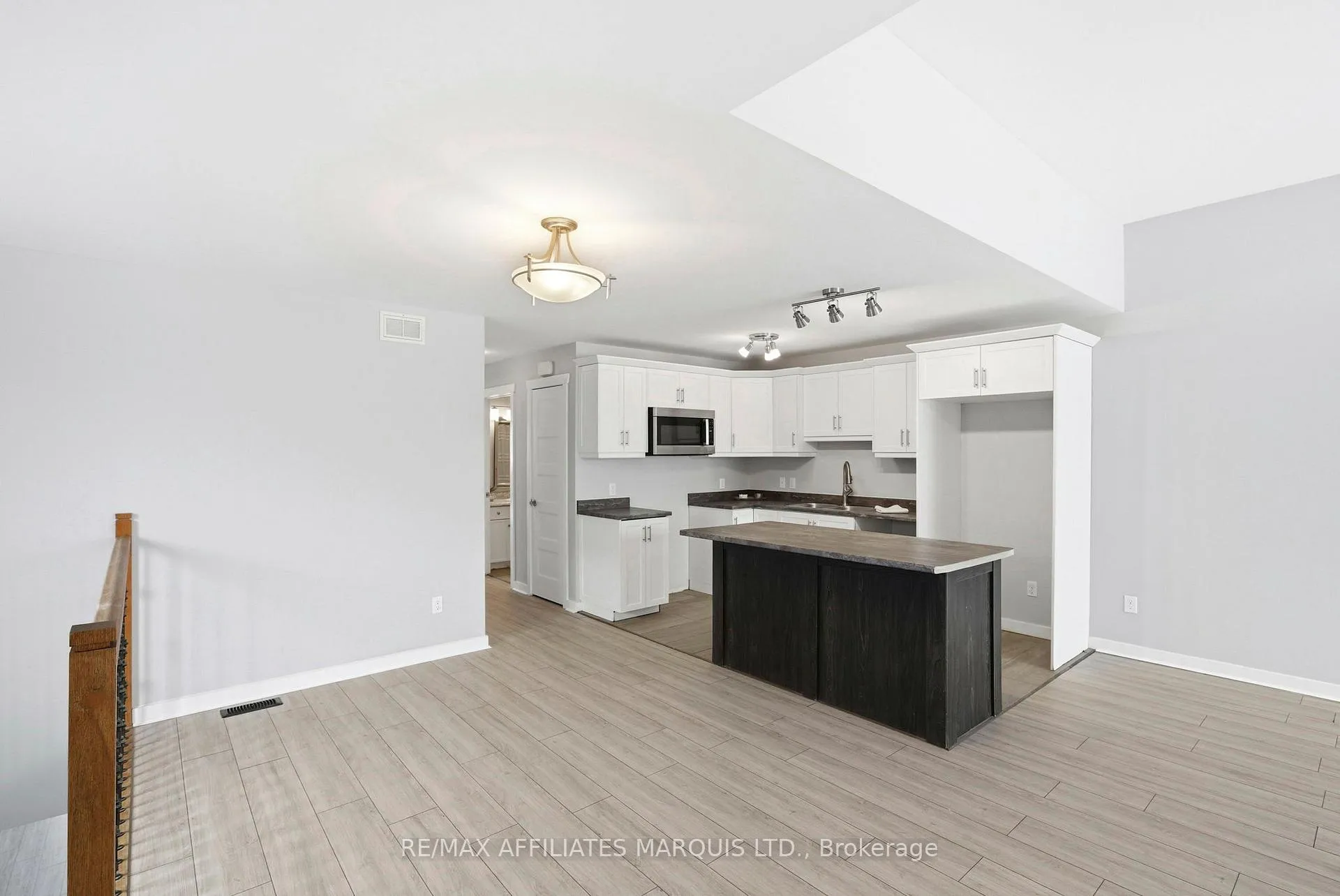 Photo 9 of 92 Butternut Drive, Cornwall — HOMEH