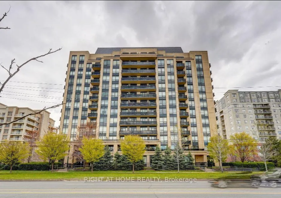 Front of Unit 301, 520 Steeles Avenue W