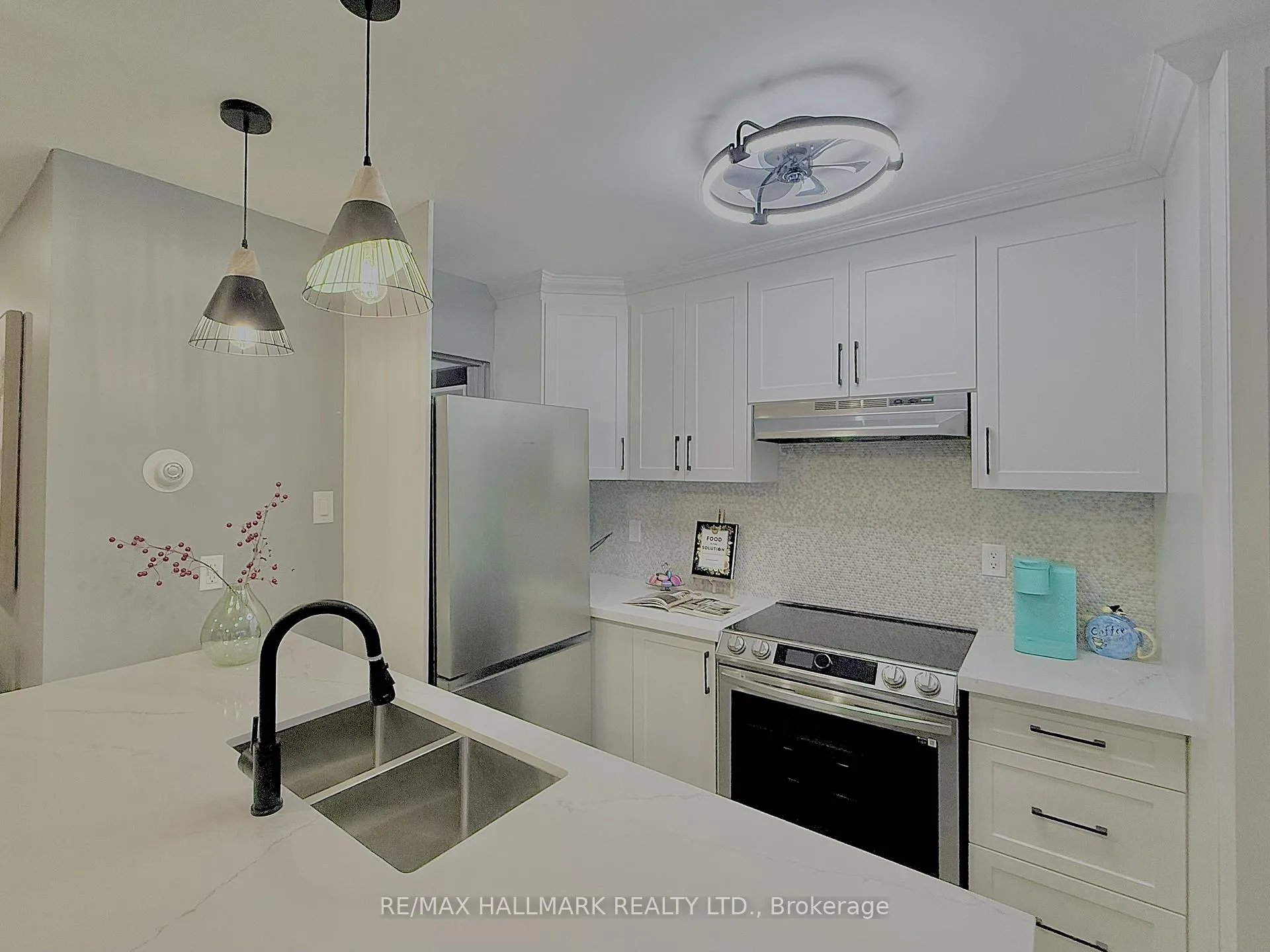 Front of Unit 110, 5 San Romanoway