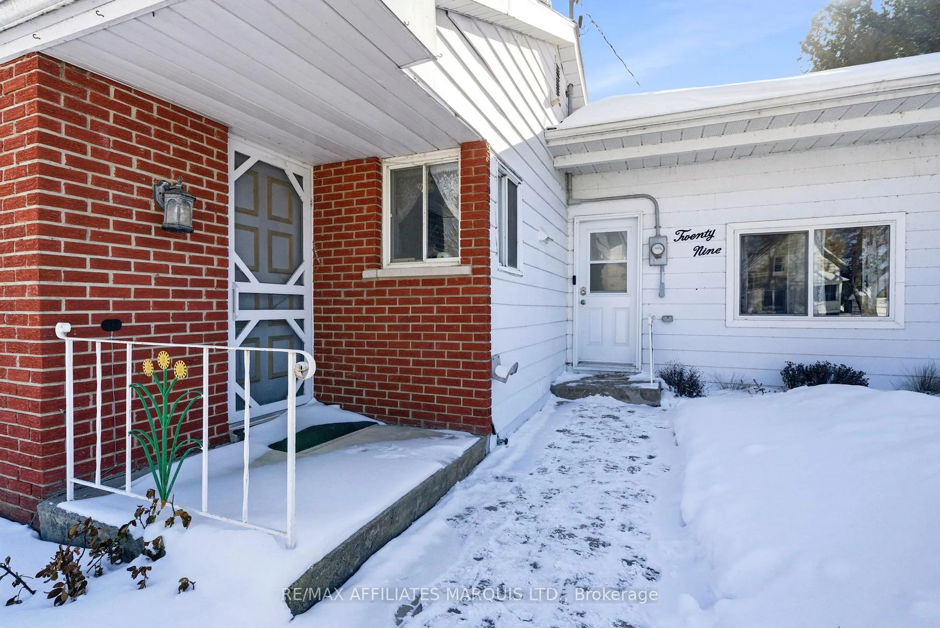 Photo 3 of 29 Johnson Crescent, South Stormont, Long Sault — HOMEH