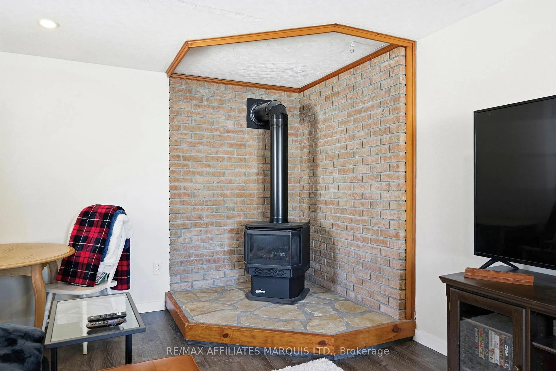 Photo 22 of 29 Johnson Crescent, South Stormont, Long Sault — HOMEH