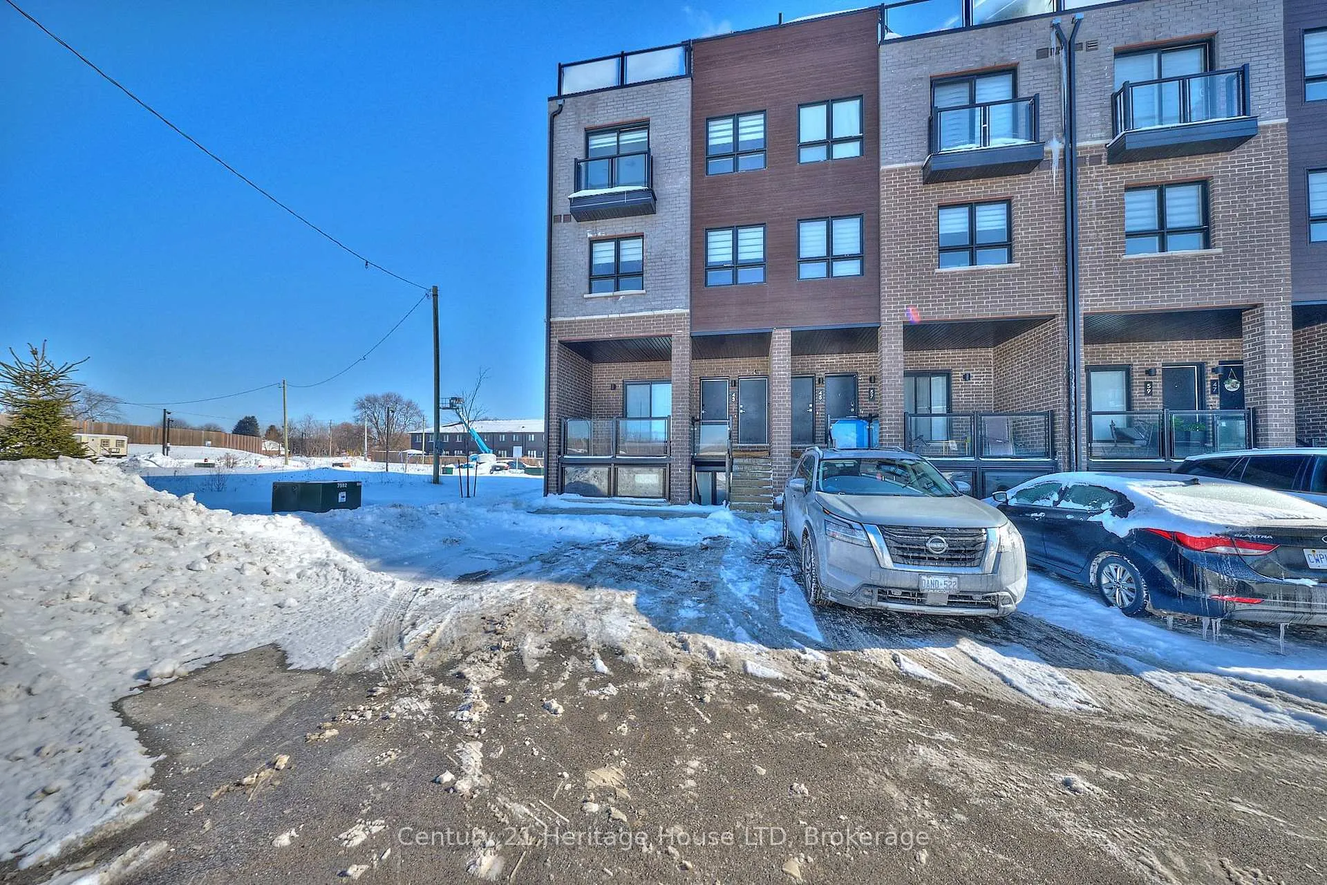 Photo 1 of Unit 55, 6705 Cropp Street, Niagara Falls, Morrison — HOMEH