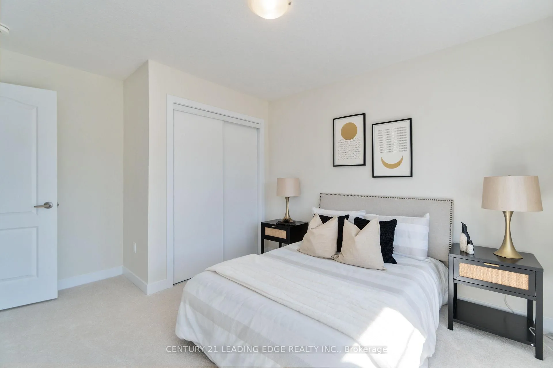 Photo 34 of 20 Aviron Crescent, Welland, Dain City — HOMEH