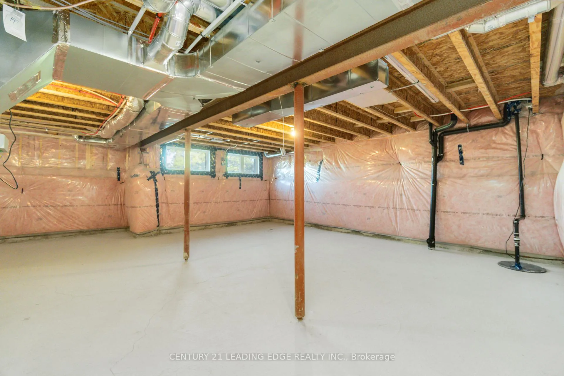 Photo 40 of 20 Aviron Crescent, Welland, Dain City — HOMEH