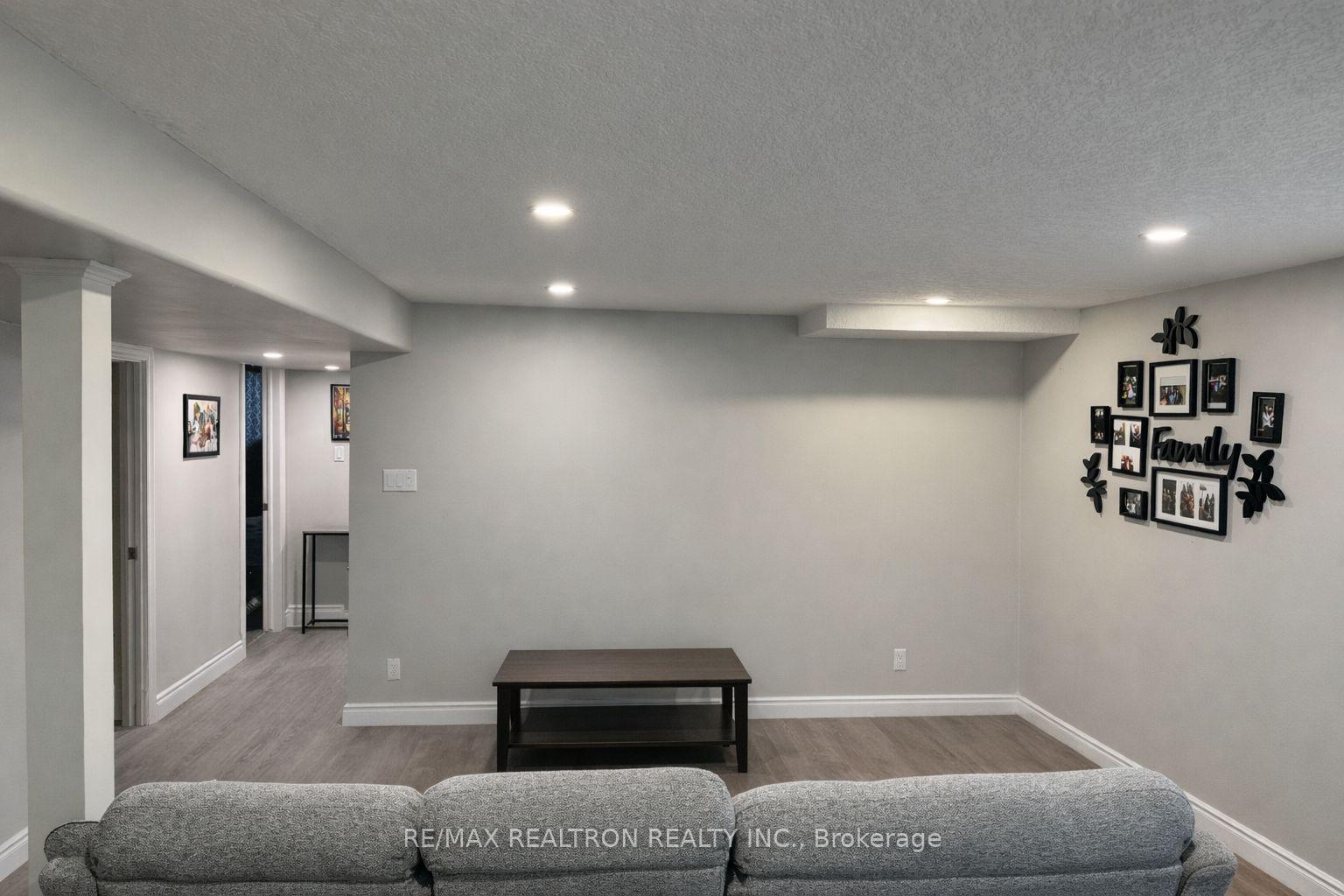 Photo 5 of Unit Lower, 22 Lonsdale Drive, Guelph, Riverside Park — HOMEH