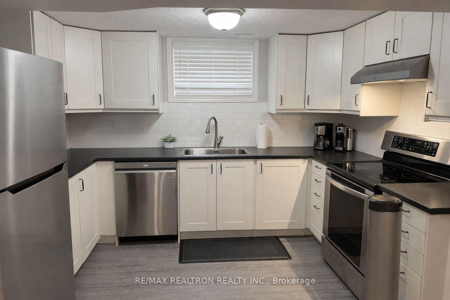 Photo 6 of Unit Lower, 22 Lonsdale Drive, Guelph, Riverside Park — HOMEH