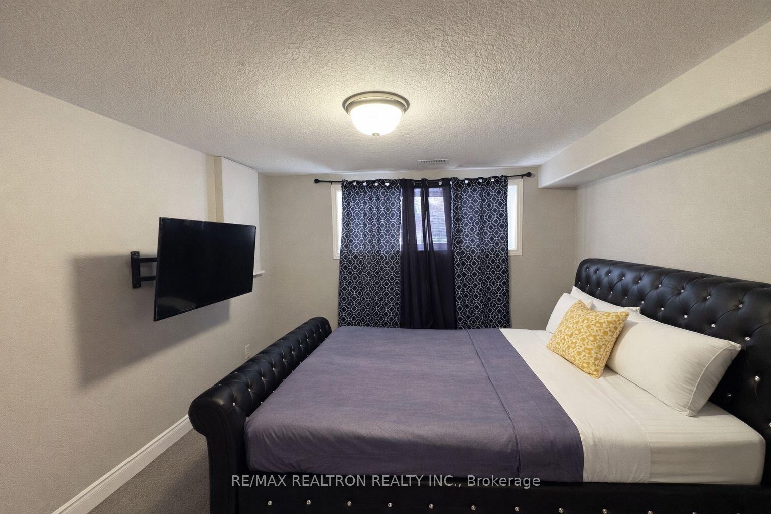 Photo 8 of Unit Lower, 22 Lonsdale Drive, Guelph, Riverside Park — HOMEH