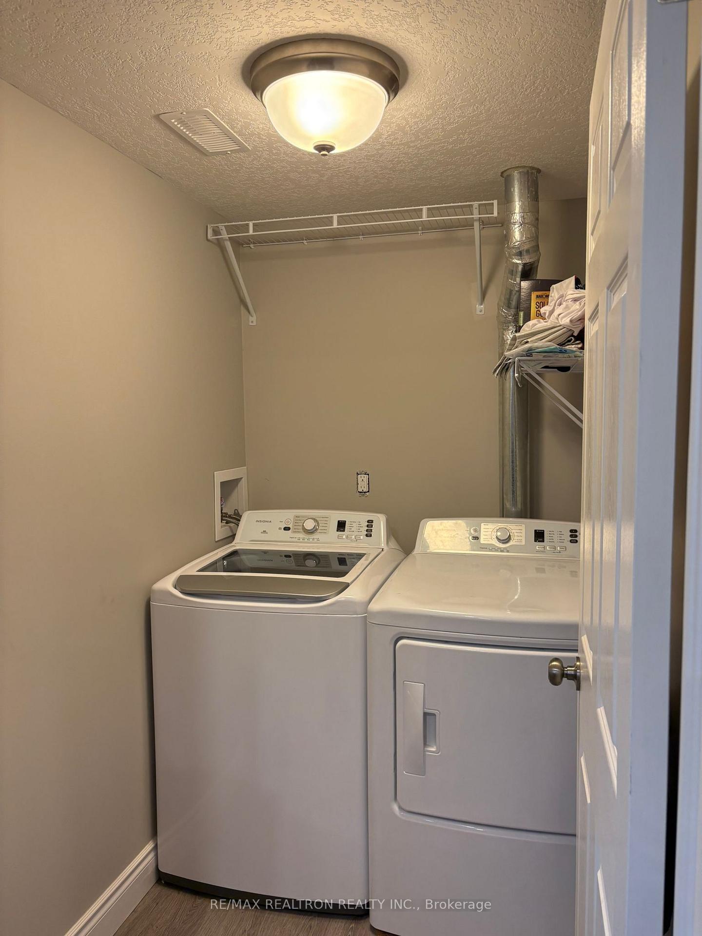 Photo 10 of Unit Lower, 22 Lonsdale Drive, Guelph, Riverside Park — HOMEH