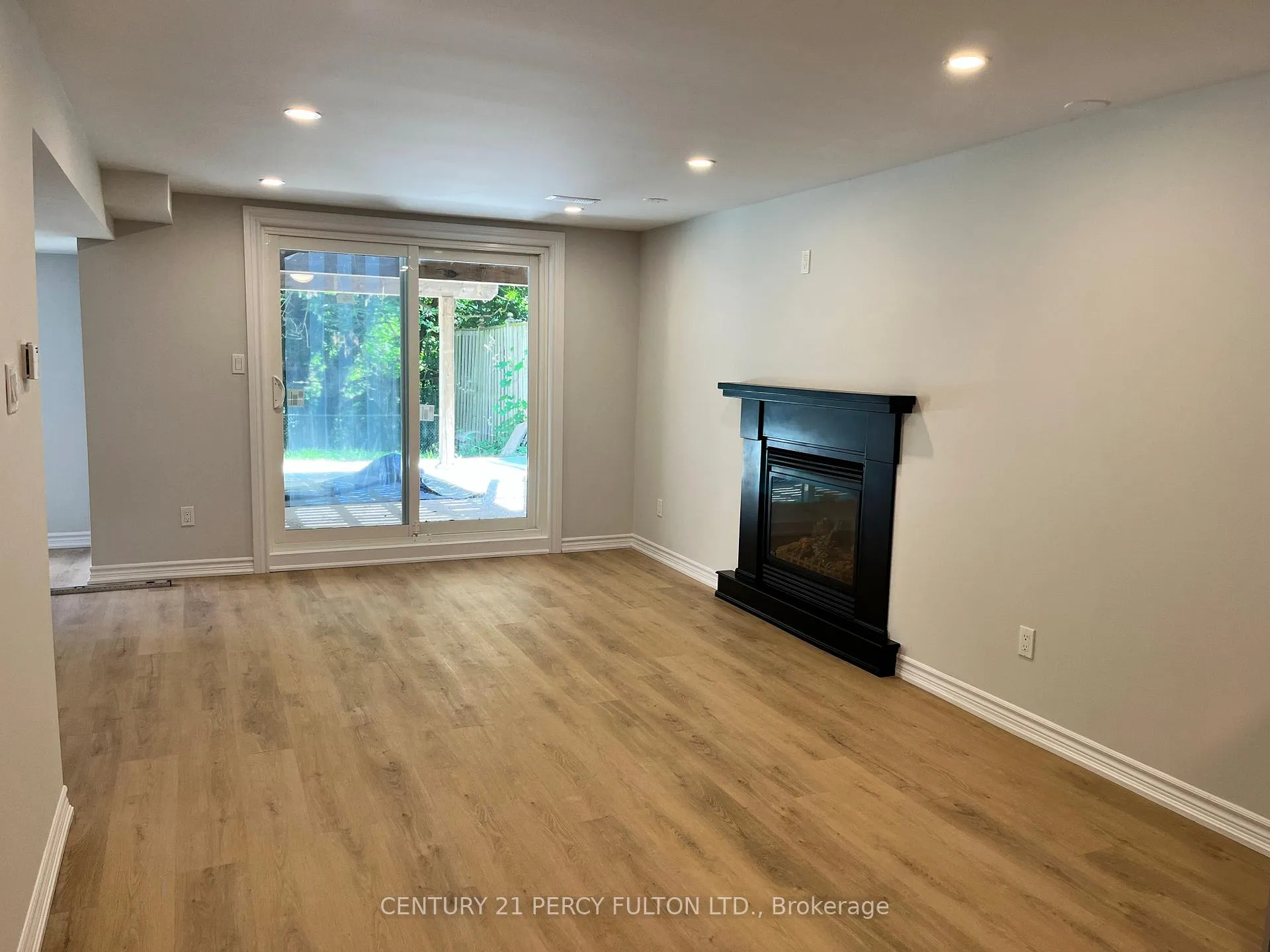 Photo 5 of Unit BSMT, 445 Prestwick Drive, Oshawa, McLaughlin — HOMEH