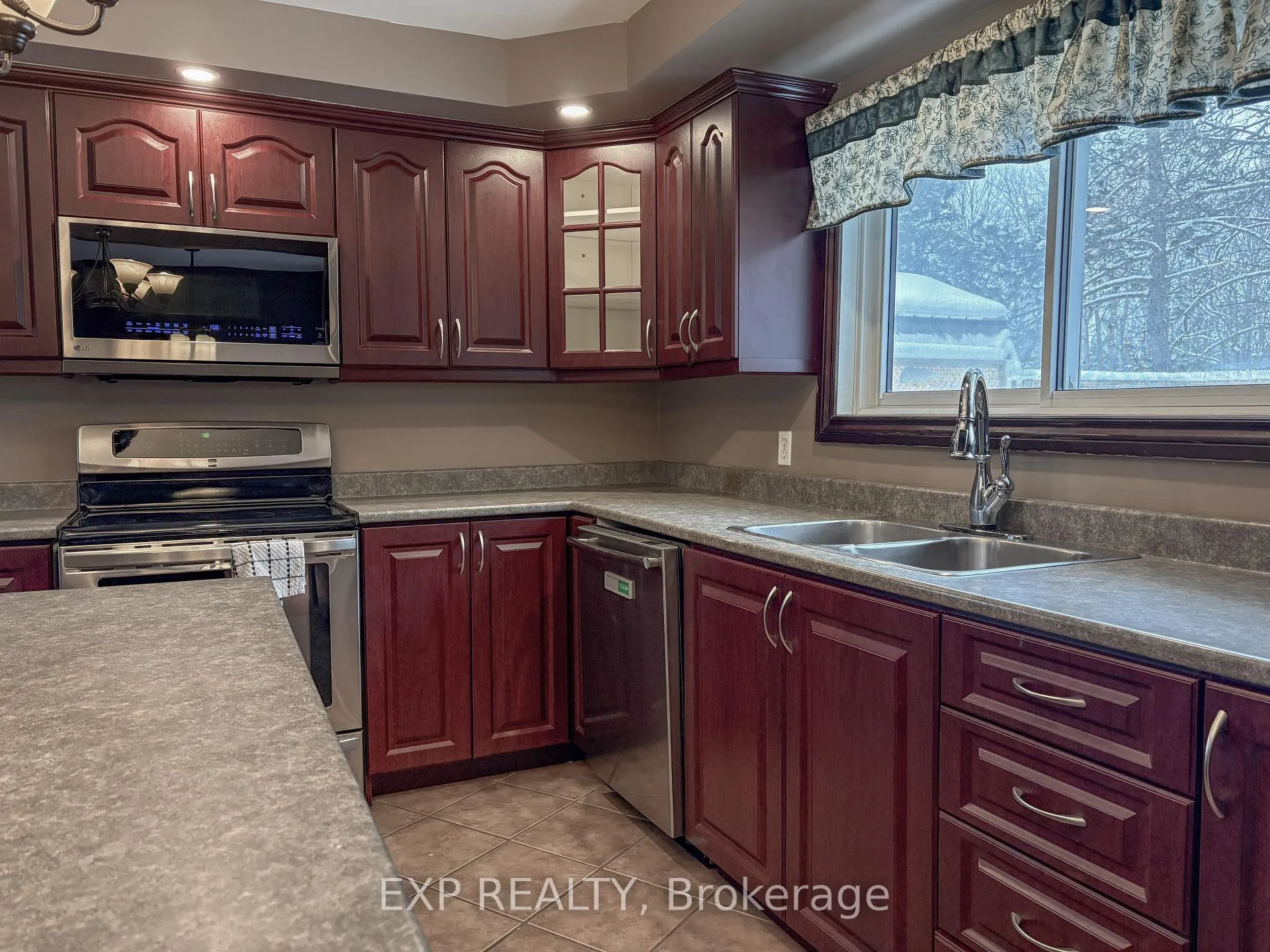 Photo 4 of 155 Kunopaski Road, Admaston/Bromley, Admaston/Bromley — HOMEH