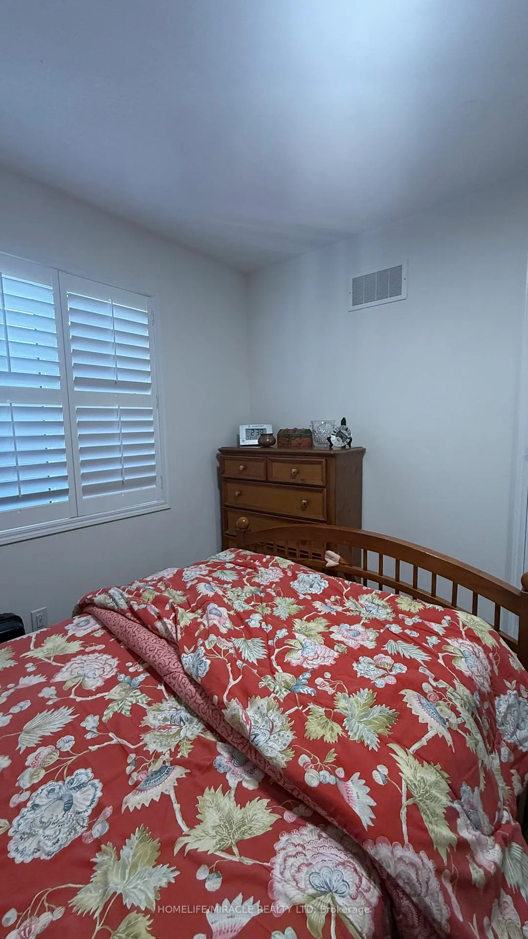 Photo 13 of 1370 rose Way, Milton, Cobban — HOMEH