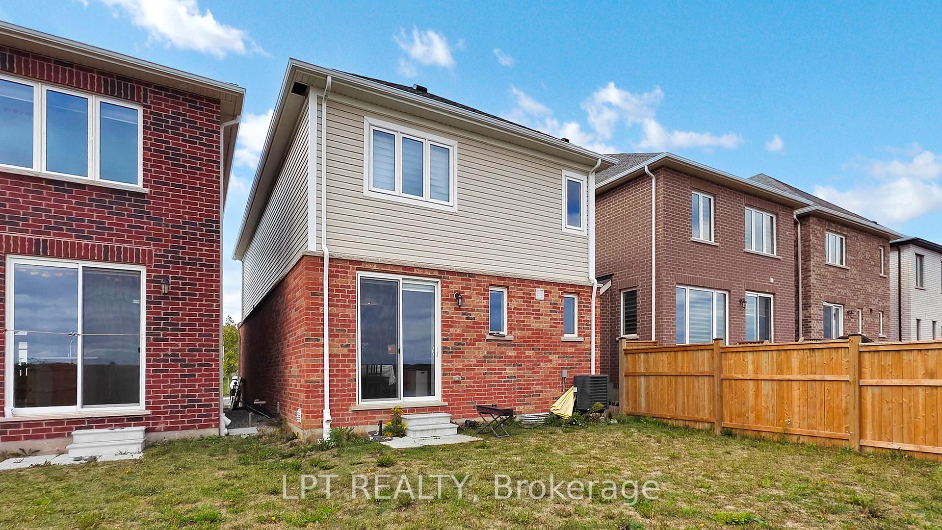 Photo 47 of 131 Histand Trail, Kitchener — HOMEH