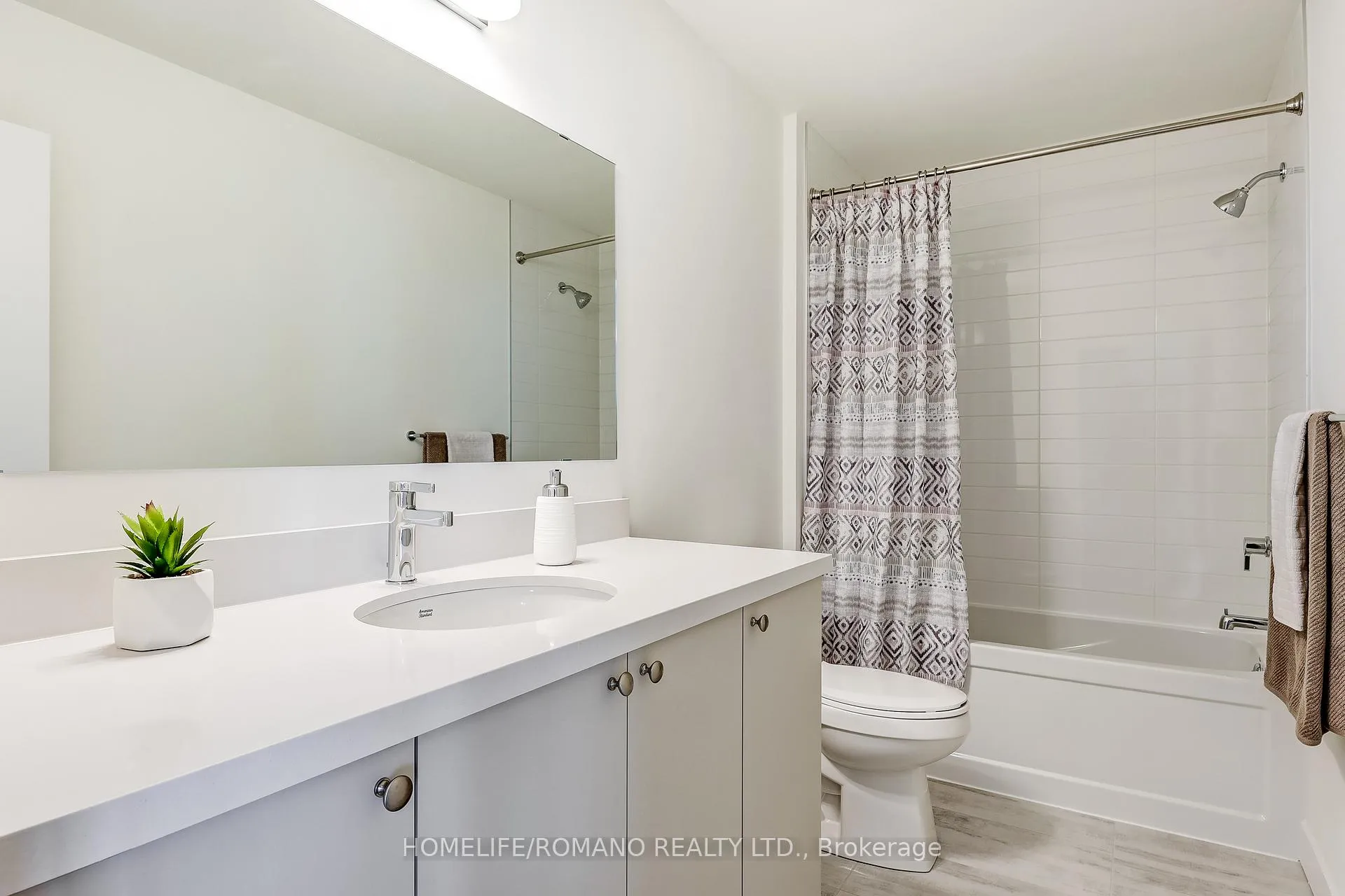 Photo 15 of Unit 329, 51 Clarington Boulevard, Clarington, Bowmanville — HOMEH